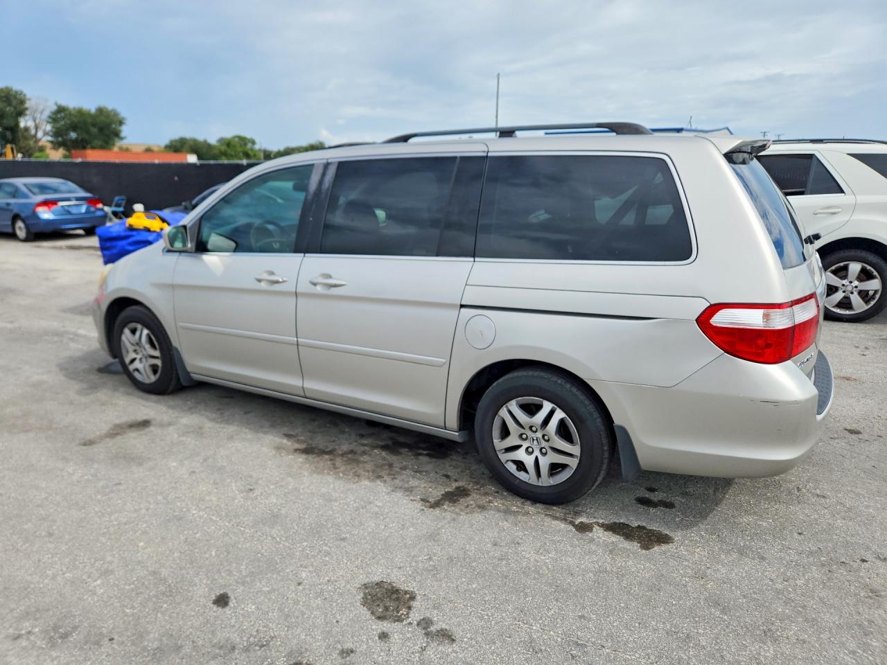 2006 Honda Odyssey Exl Silver vin: 5FNRL38766B005389