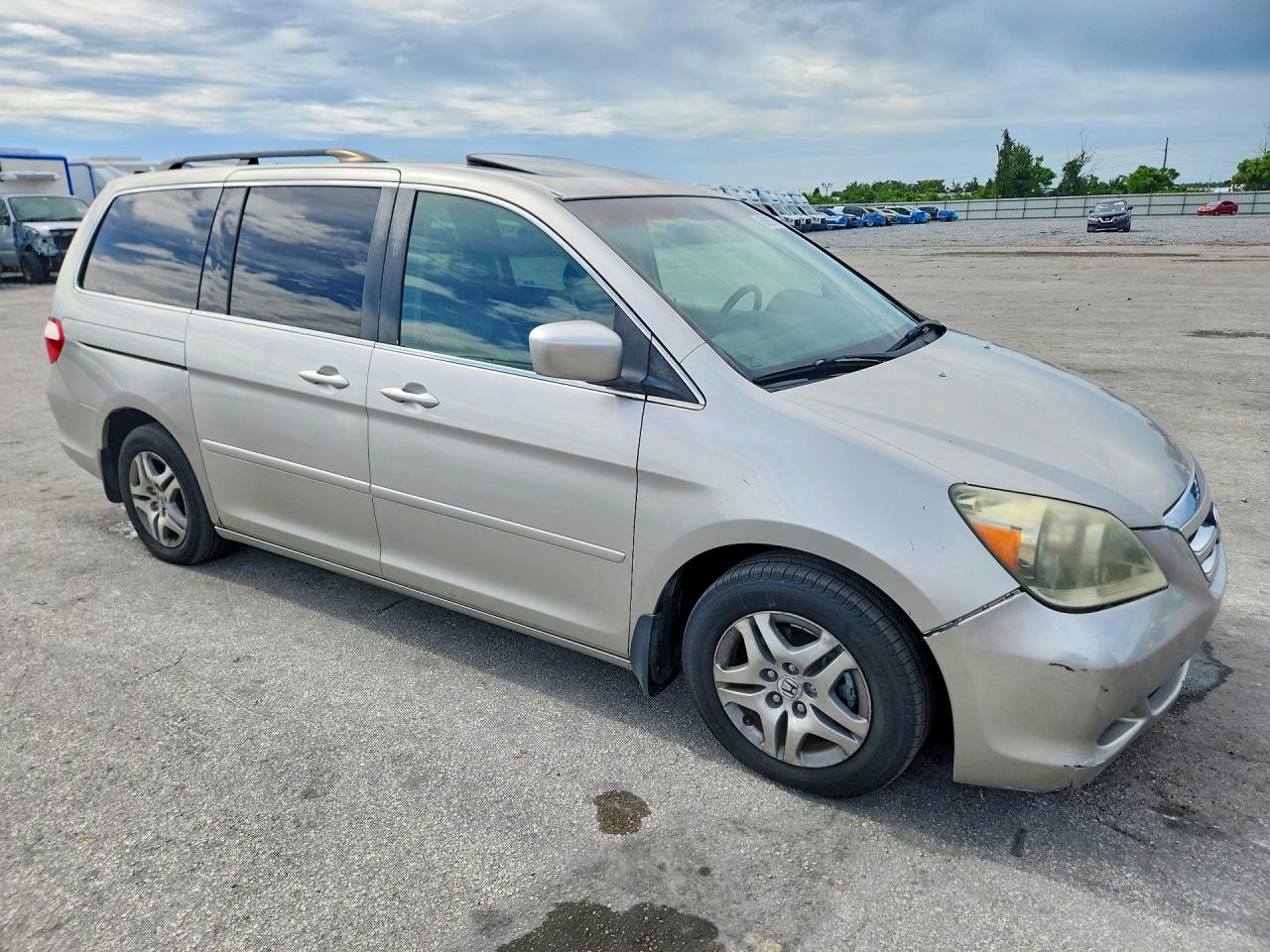 2006 Honda Odyssey Exl Silver vin: 5FNRL38766B005389