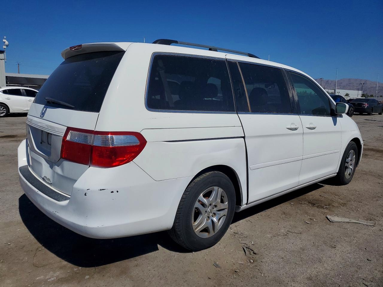 2006 Honda Odyssey Exl White vin: 5FNRL38766B039655