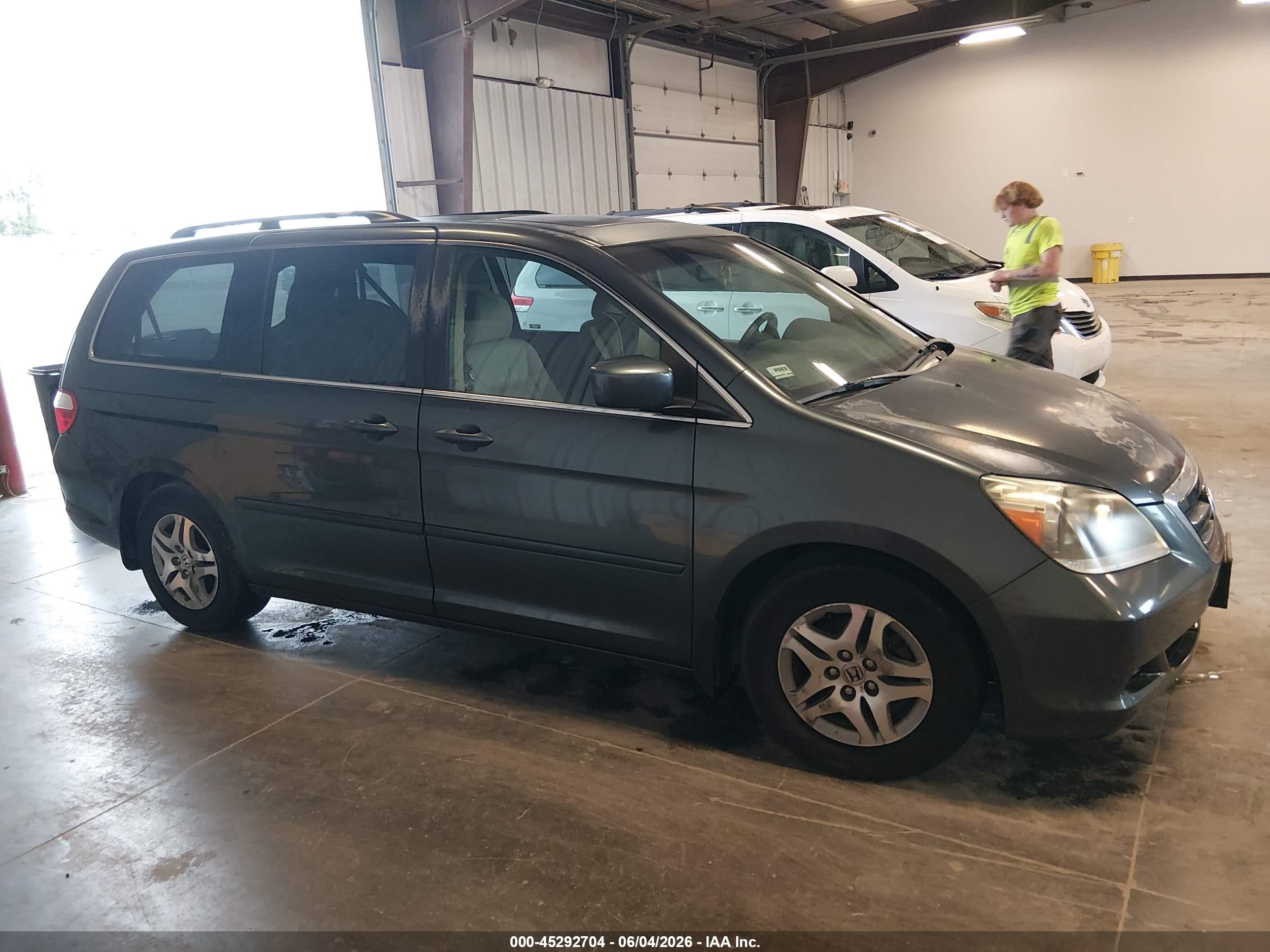 2006 Honda Odyssey Ex-l Gray vin: 5FNRL38776B446805
