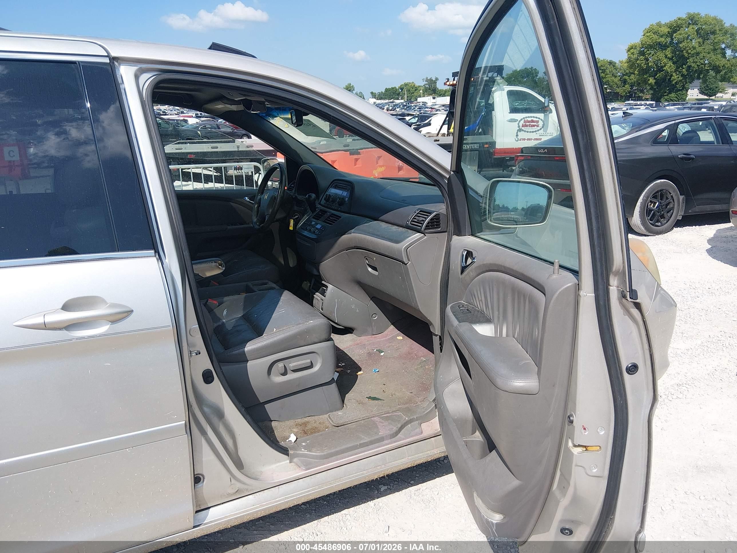 2008 Honda Odyssey Ex-l Серебряный vin: 5FNRL38778B008689