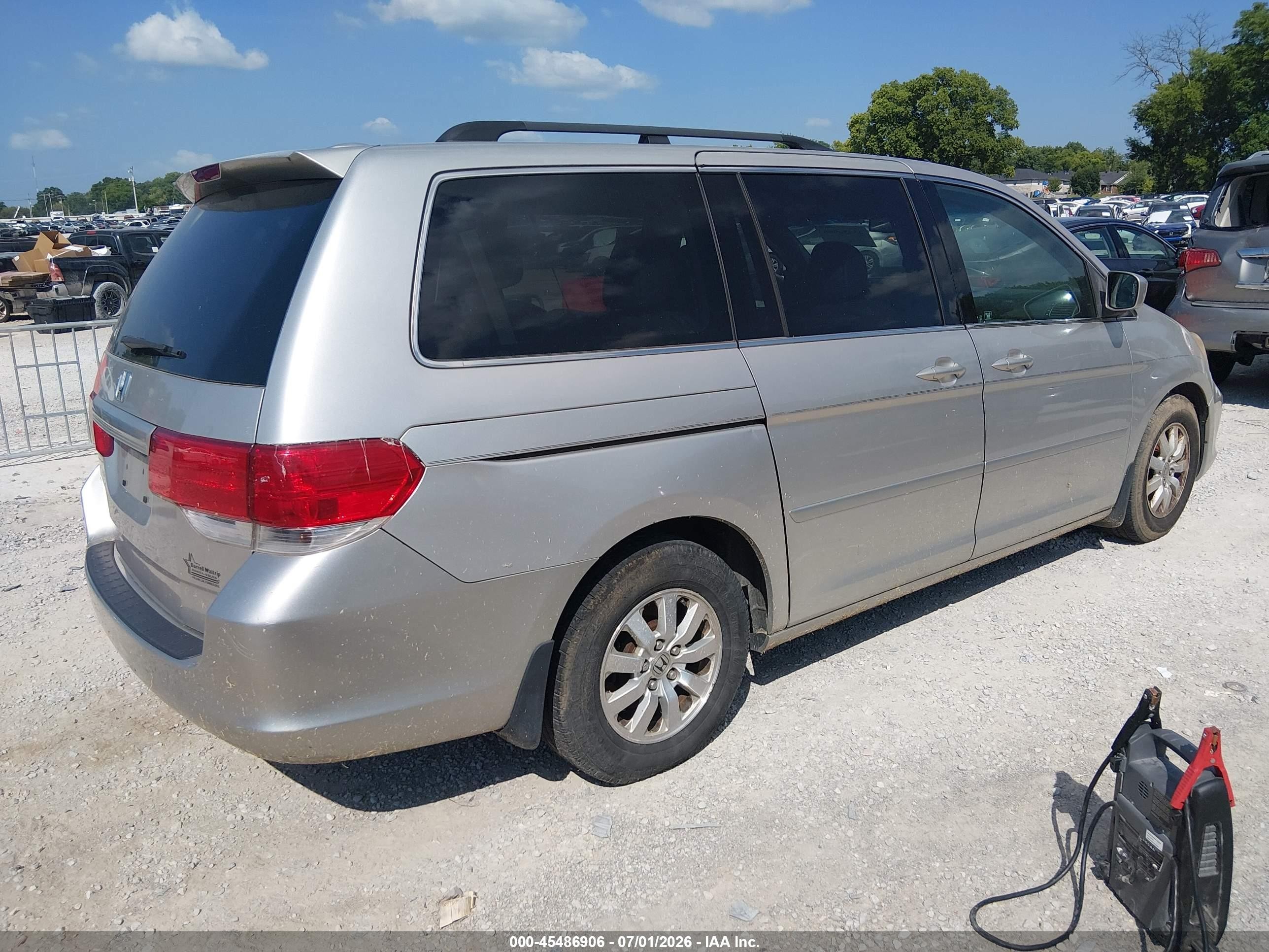 2008 Honda Odyssey Ex-l Серебряный vin: 5FNRL38778B008689