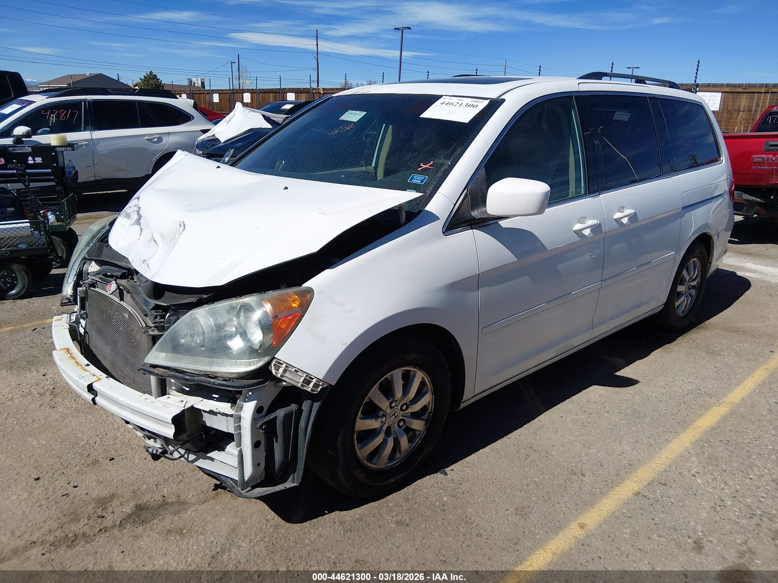 2008 Honda Odyssey Ex-l White vin: 5FNRL38778B411684