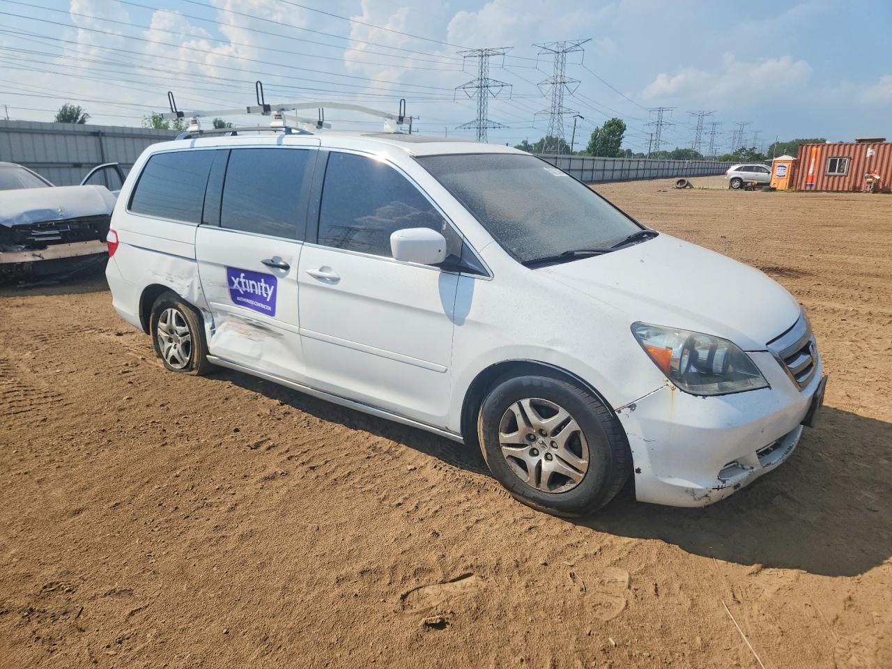 2005 Honda Odyssey Exl White vin: 5FNRL38785B053975