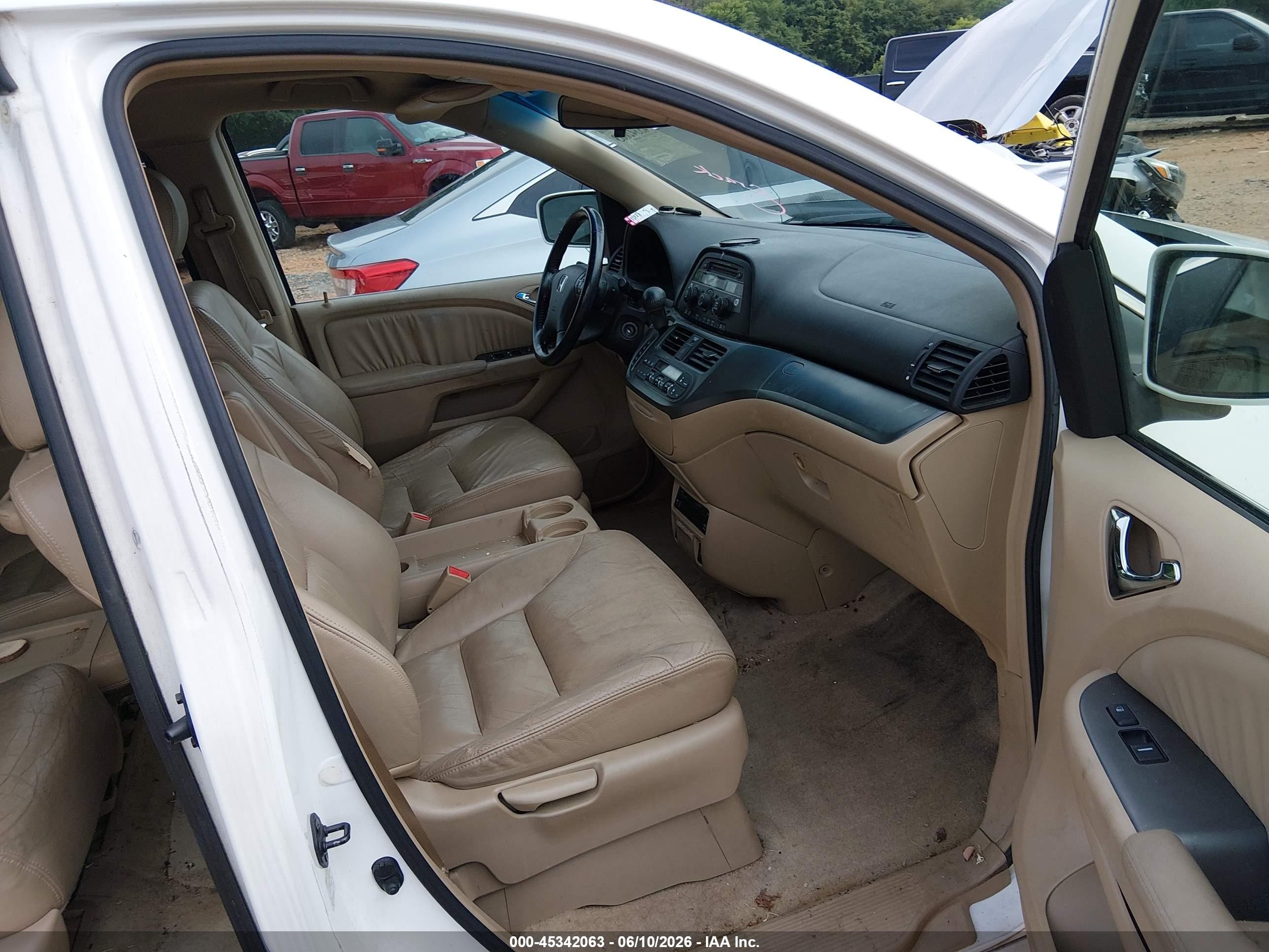 2006 Honda Odyssey Ex-l Белый vin: 5FNRL38786B462950