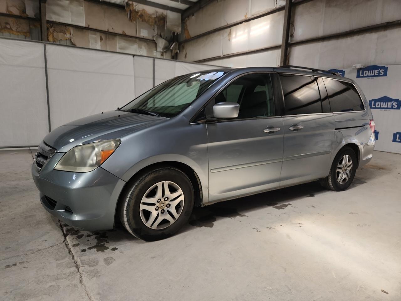 2007 Honda Odyssey Exl Gray vin: 5FNRL38787B012474 Damage: Left Front Fender, Dent(S) W/ Paint Dmg, 1 To 2 Inches