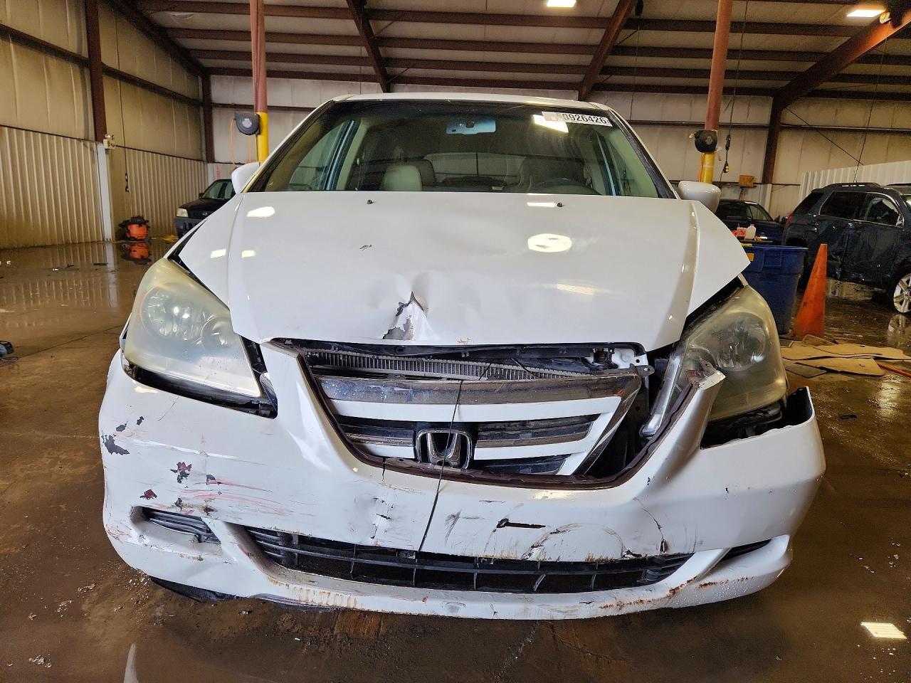2008 Honda Odyssey Exl White vin: 5FNRL38788B013965