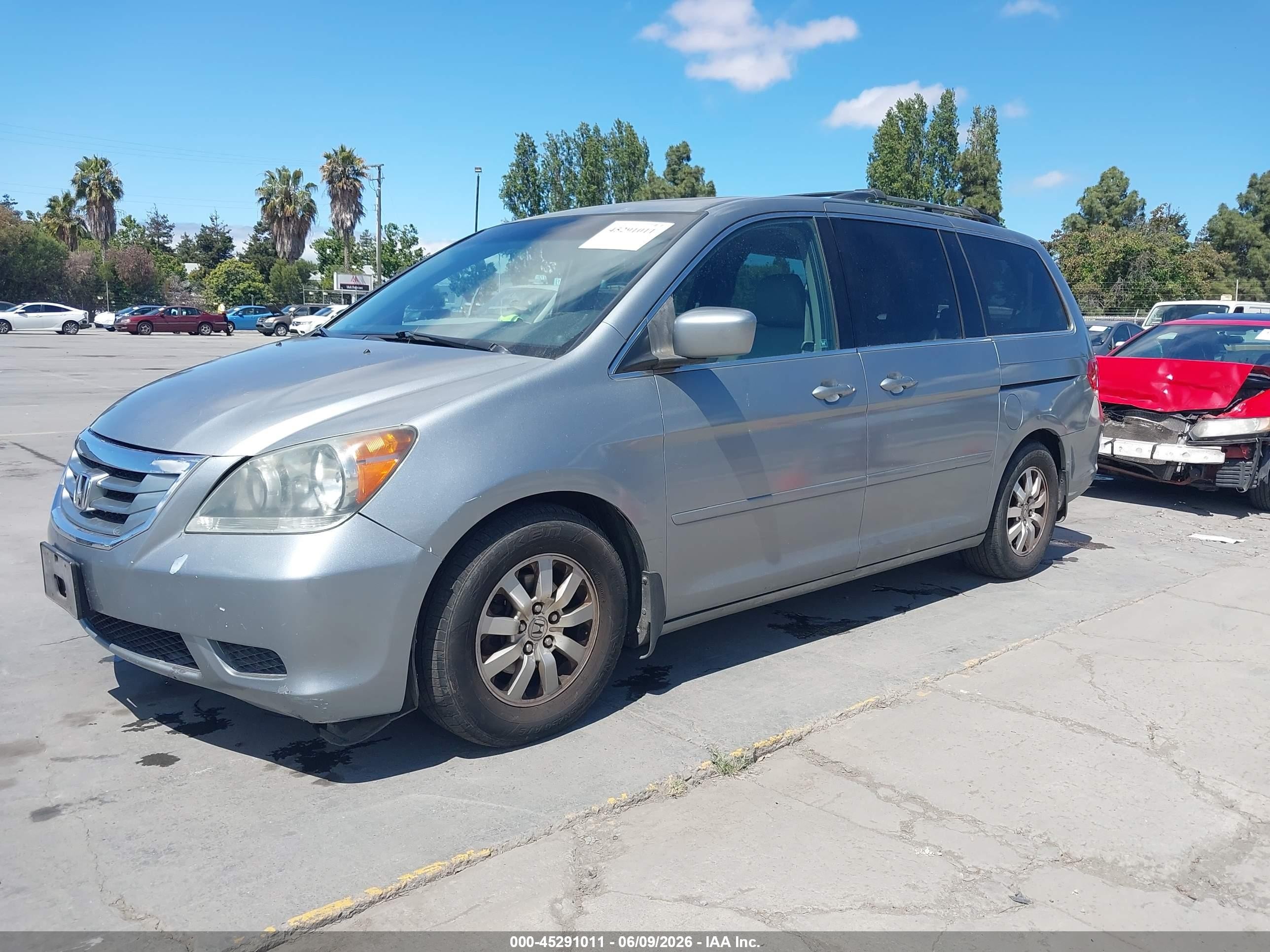 2008 Honda Odyssey Ex-l Silver vin: 5FNRL38788B026215