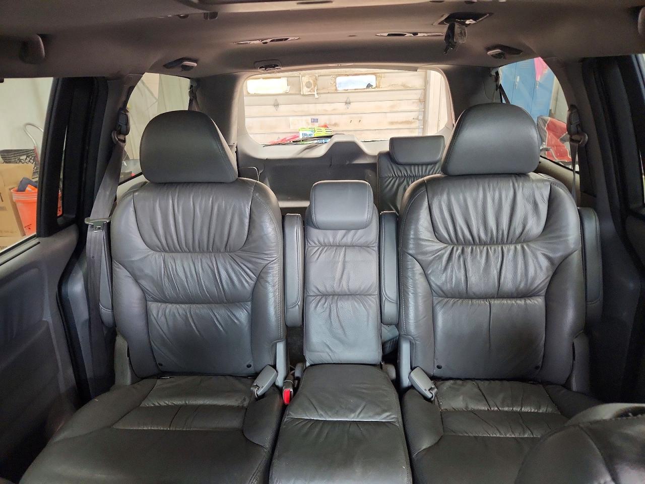 2008 Honda Odyssey Exl Silver vin: 5FNRL38788B114259