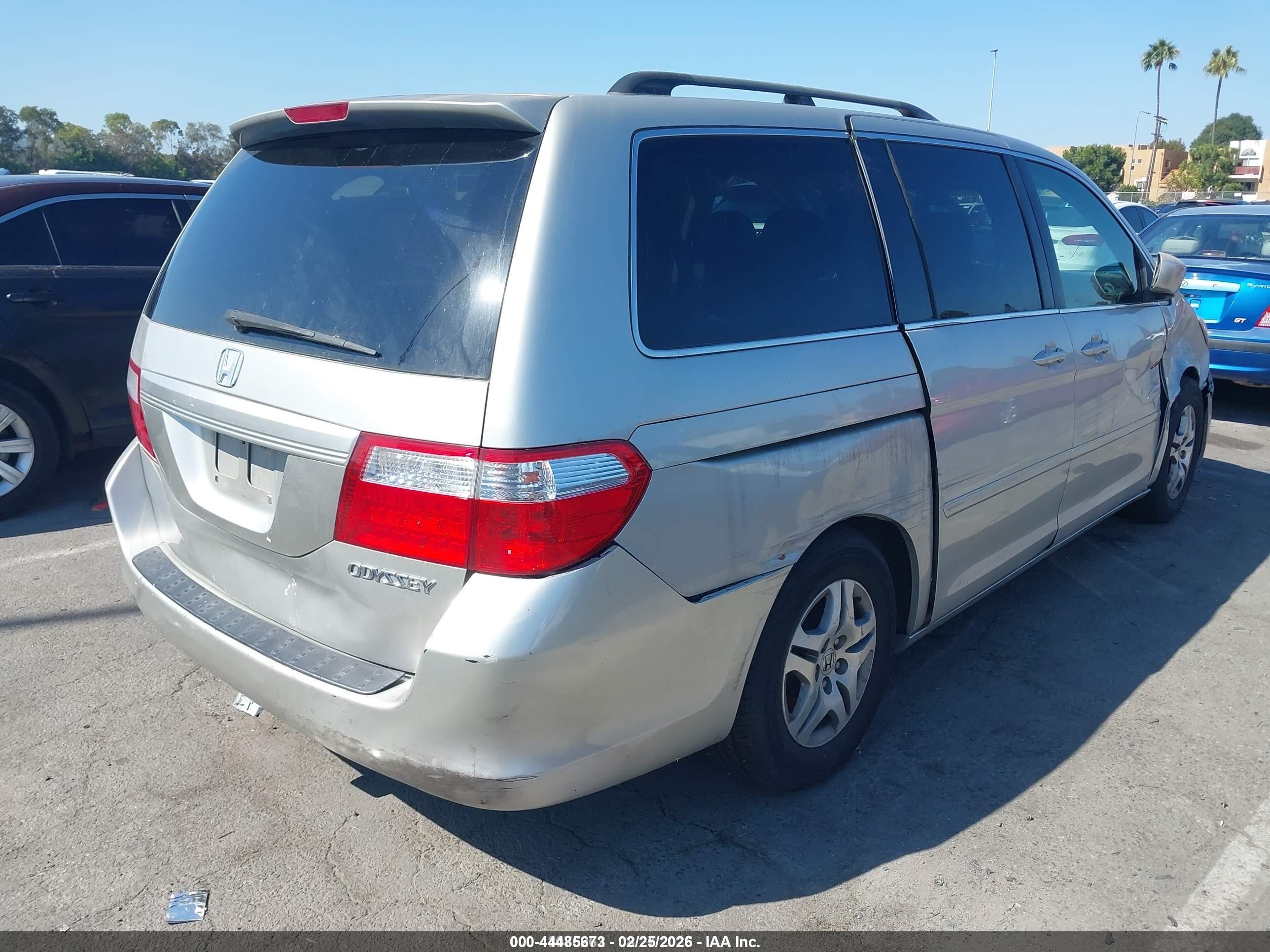 2005 Honda Odyssey Ex-l Silver vin: 5FNRL38795B132152
