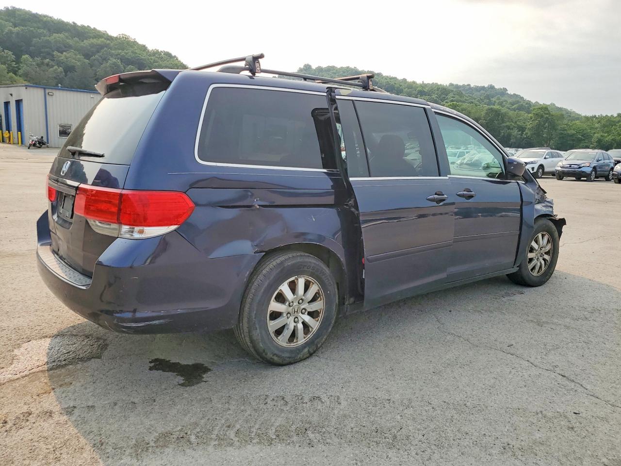2008 Honda Odyssey Blue vin: 5FNRL38798B037496