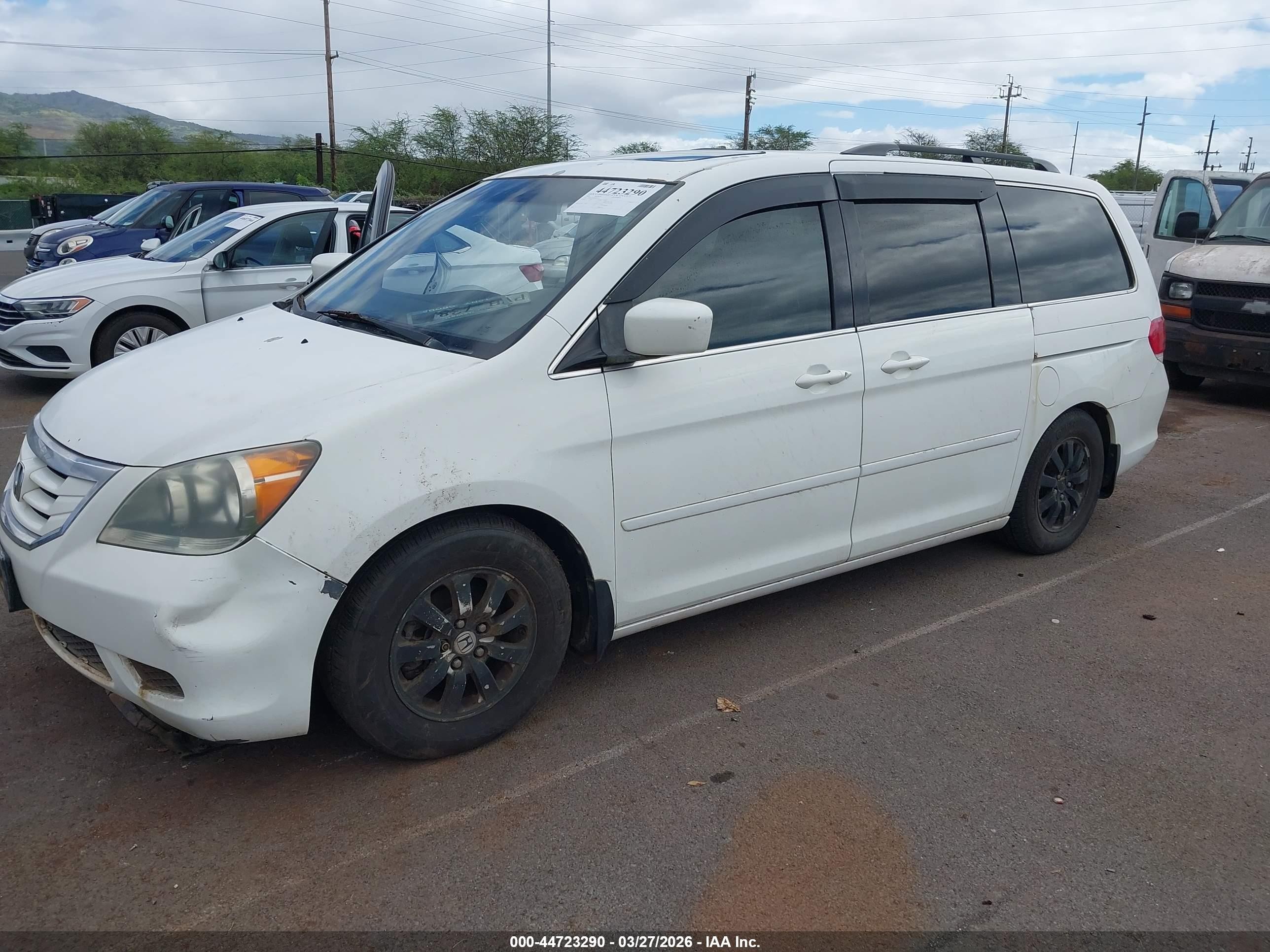 2008 Honda Odyssey Ex-l White vin: 5FNRL38798B056744