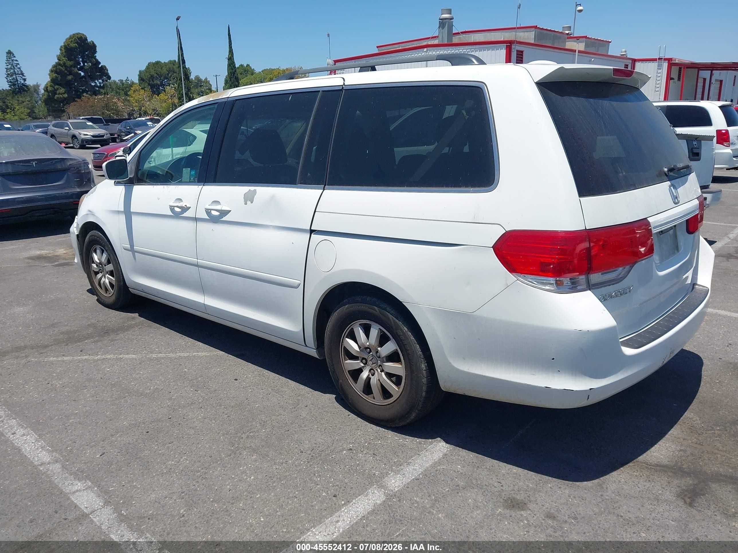 2008 Honda Odyssey Ex-l White vin: 5FNRL38798B056761