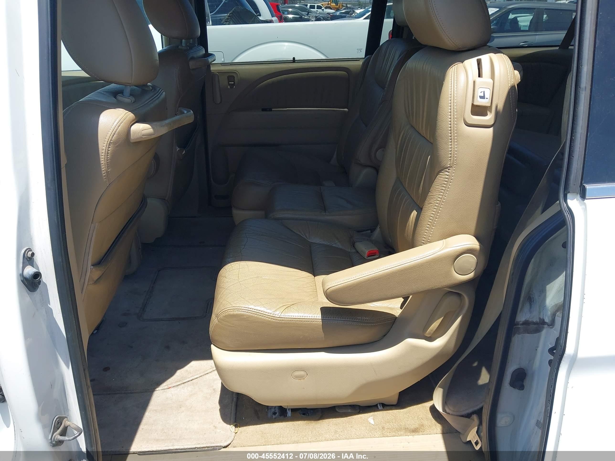 2008 Honda Odyssey Ex-l White vin: 5FNRL38798B056761