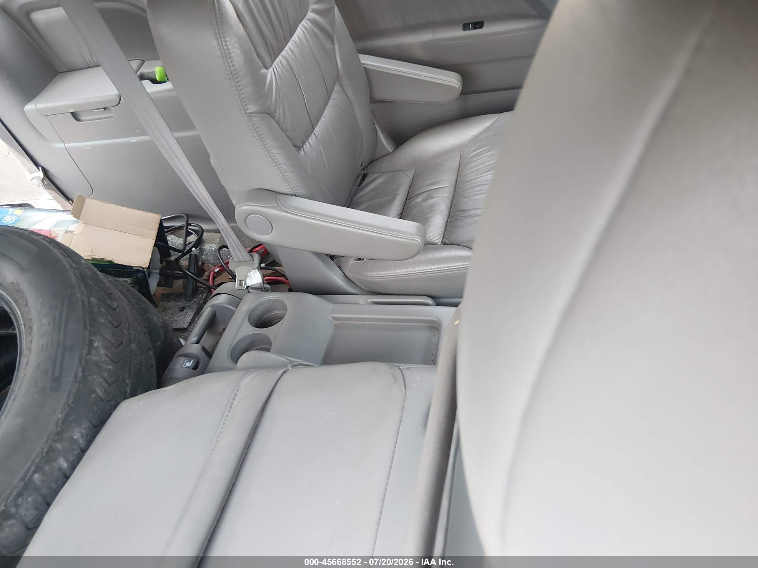2009 Honda Odyssey Ex-l Silver vin: 5FNRL38799B025088