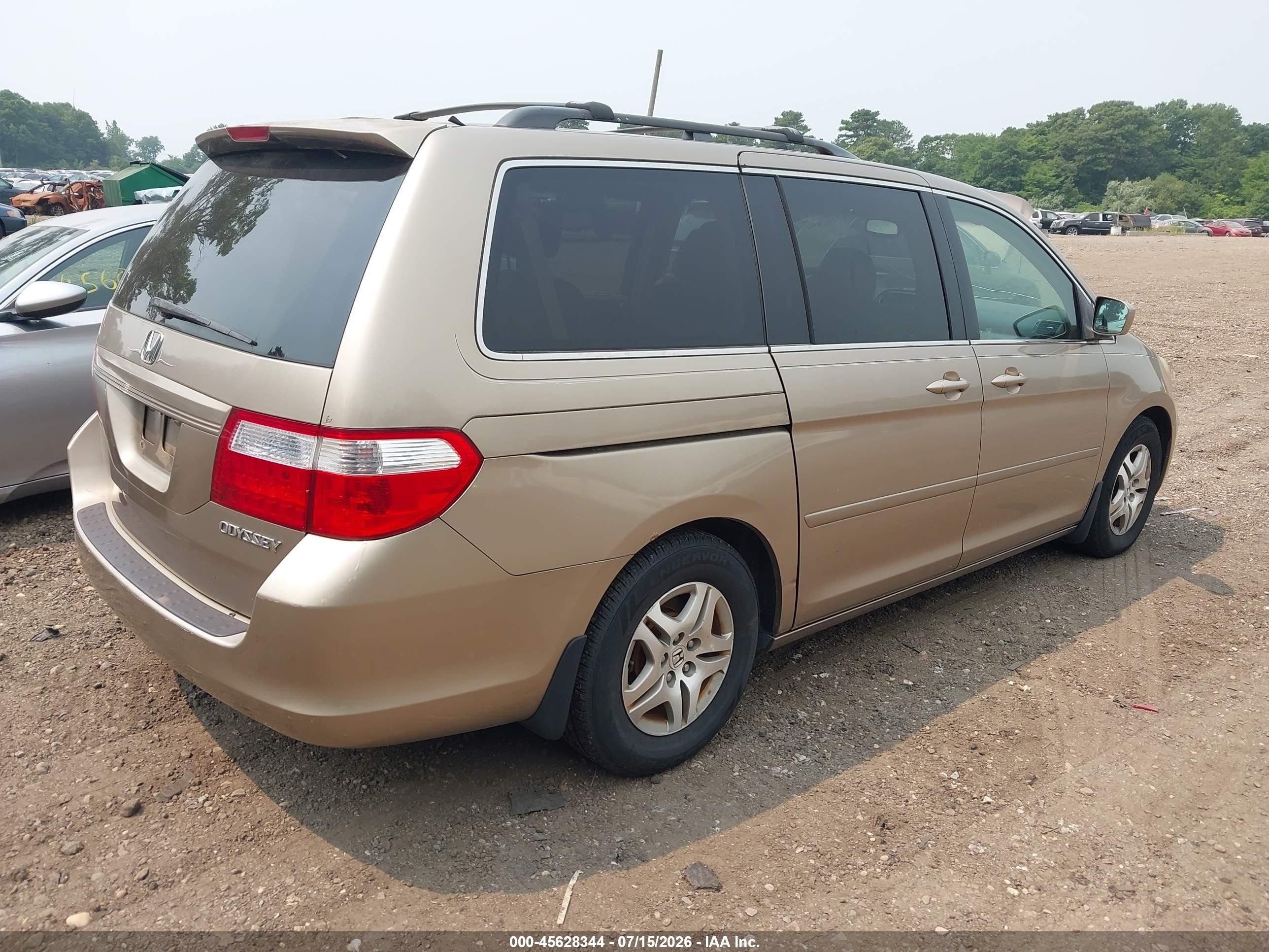 2005 Honda Odyssey Ex-l Gold vin: 5FNRL387X5B011775