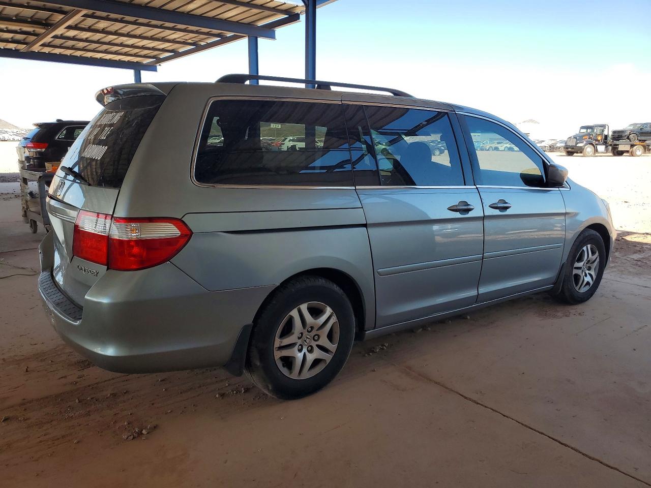 2005 Honda Odyssey Exl Silver vin: 5FNRL387X5B042699
