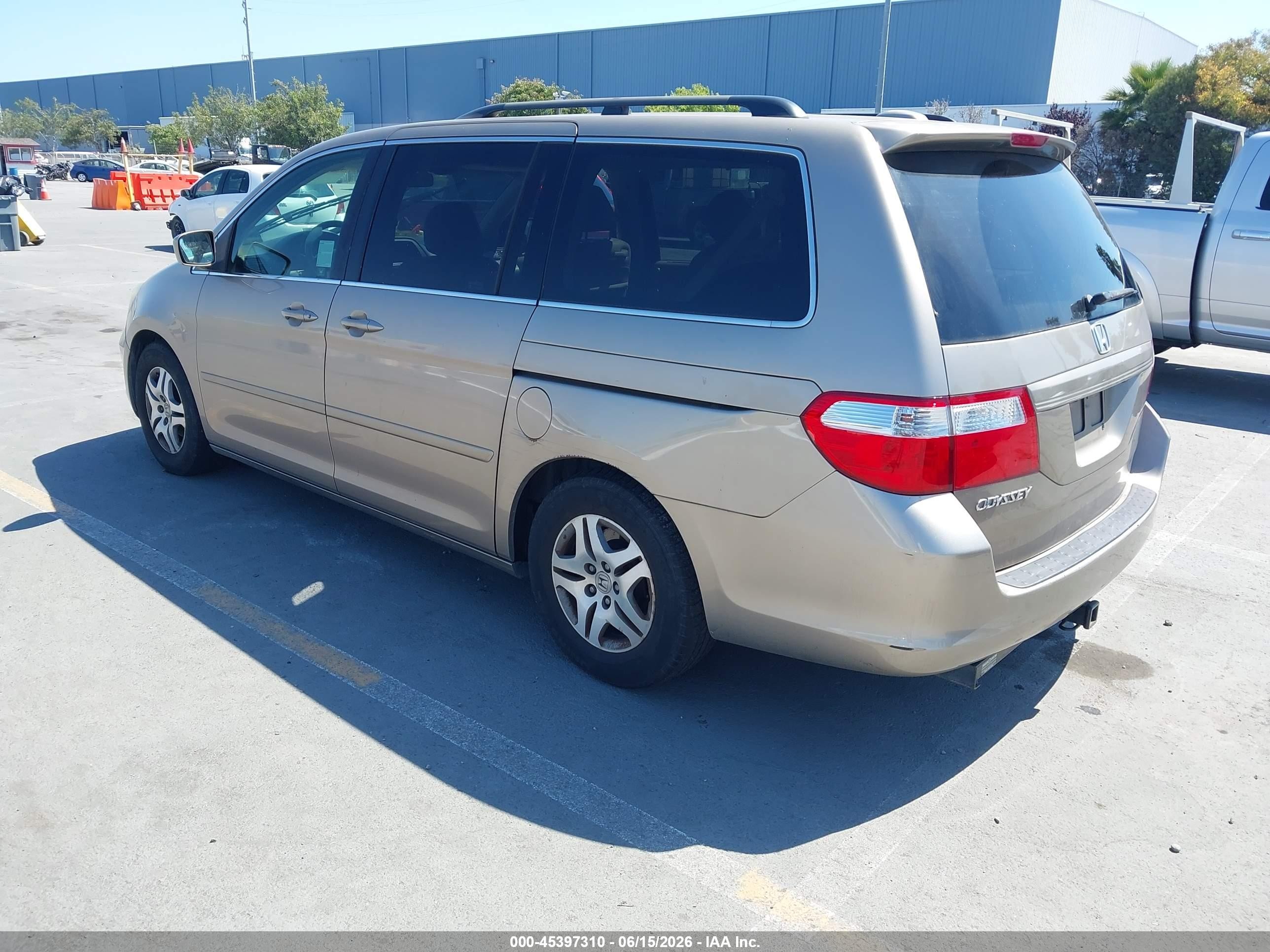 2007 Honda Odyssey Ex-l Gold vin: 5FNRL387X7B409927