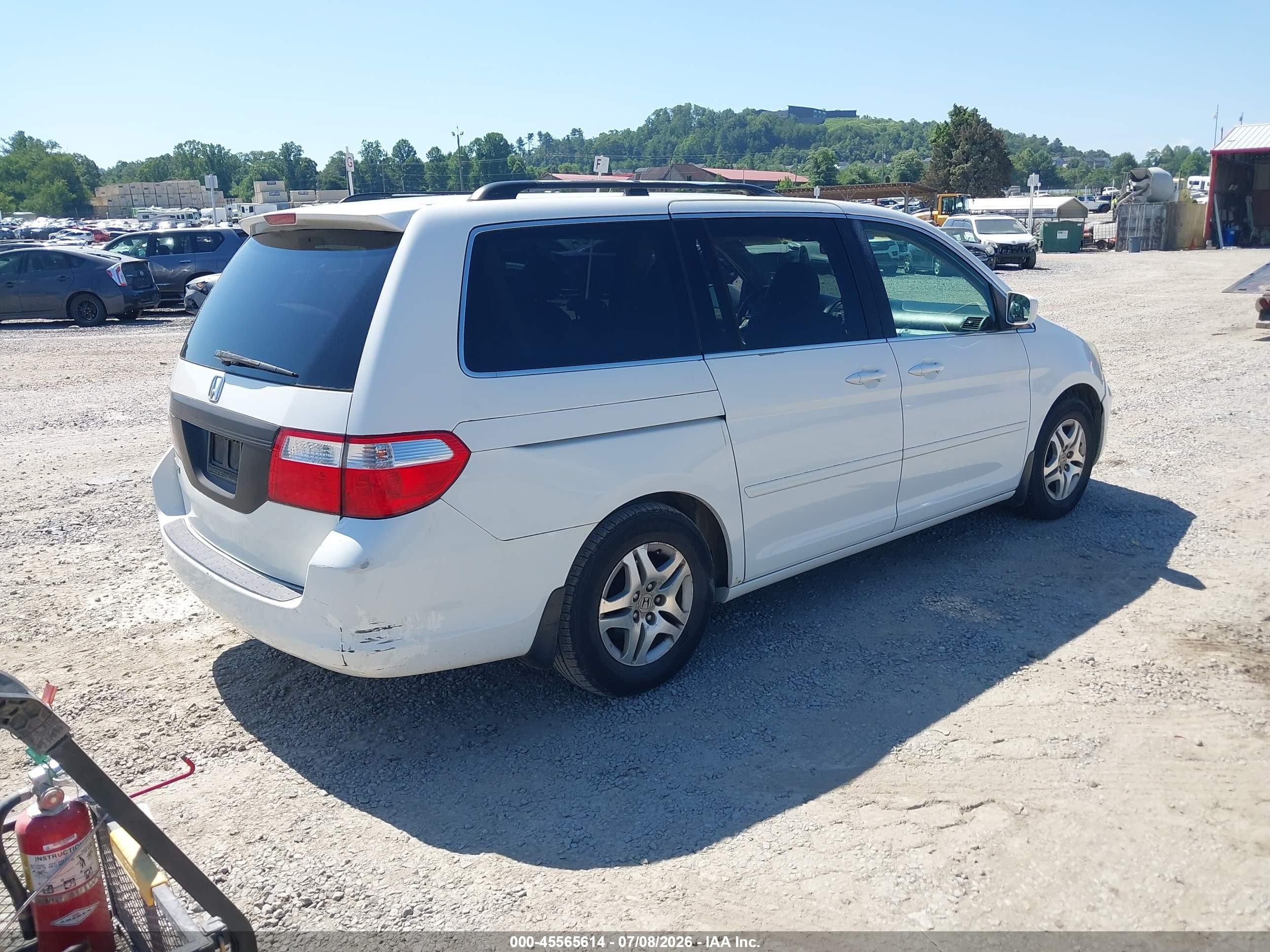 2007 Honda Odyssey Ex-l White vin: 5FNRL387X7B436254