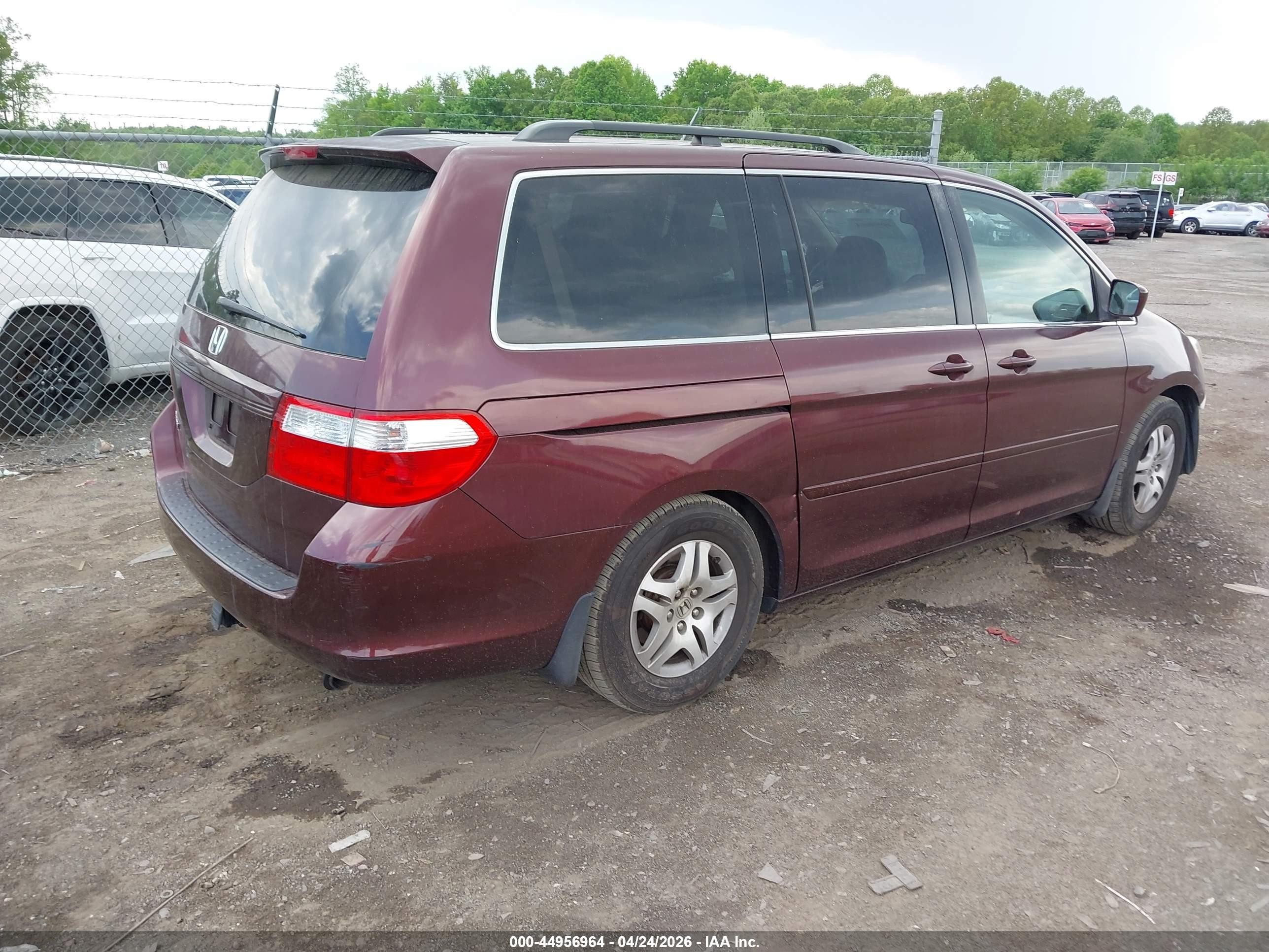 2007 Honda Odyssey Ex-l Темно-бордовый vin: 5FNRL387X7B445519