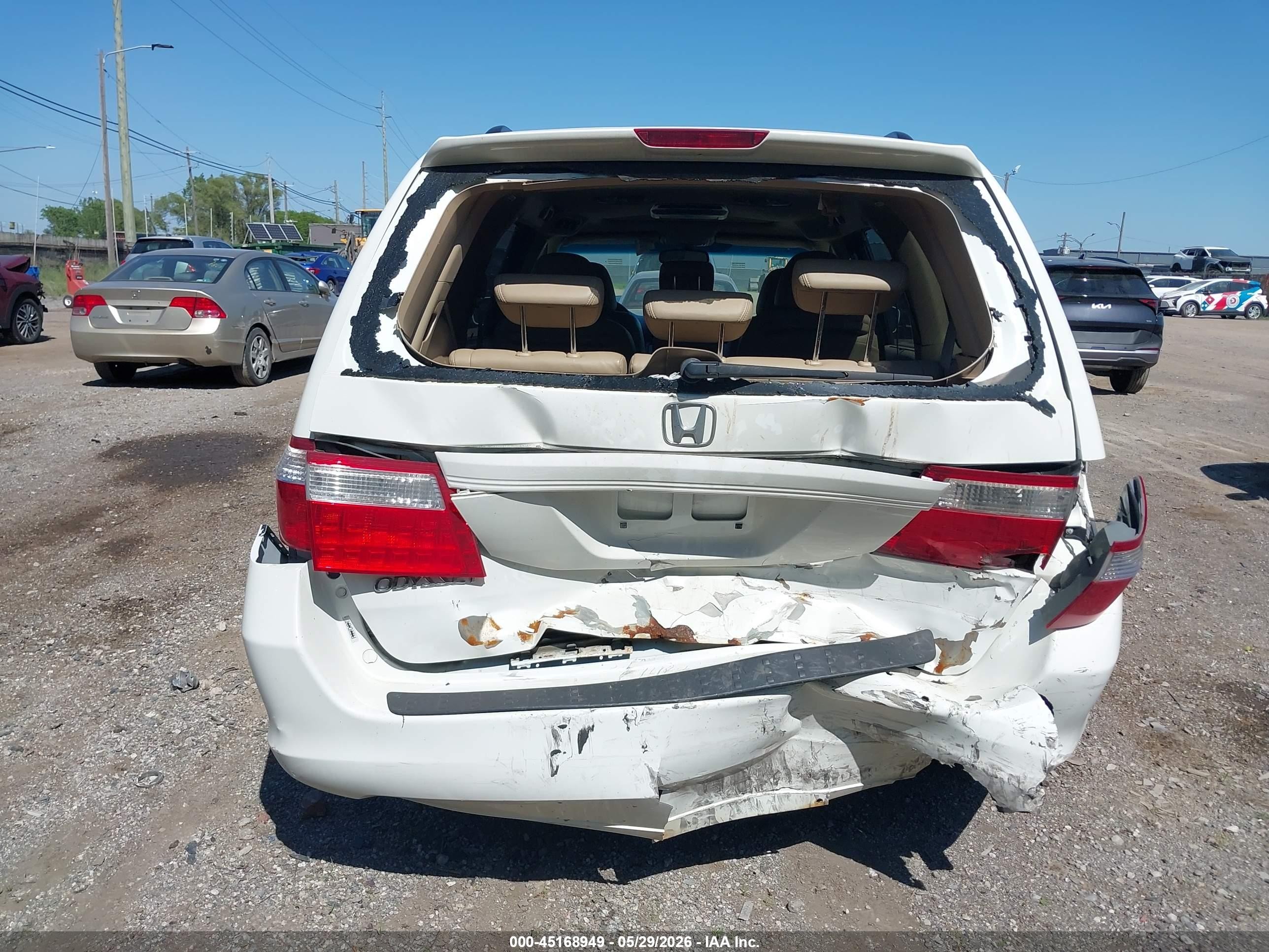 2007 Honda Odyssey Ex-l White vin: 5FNRL387X7B454396