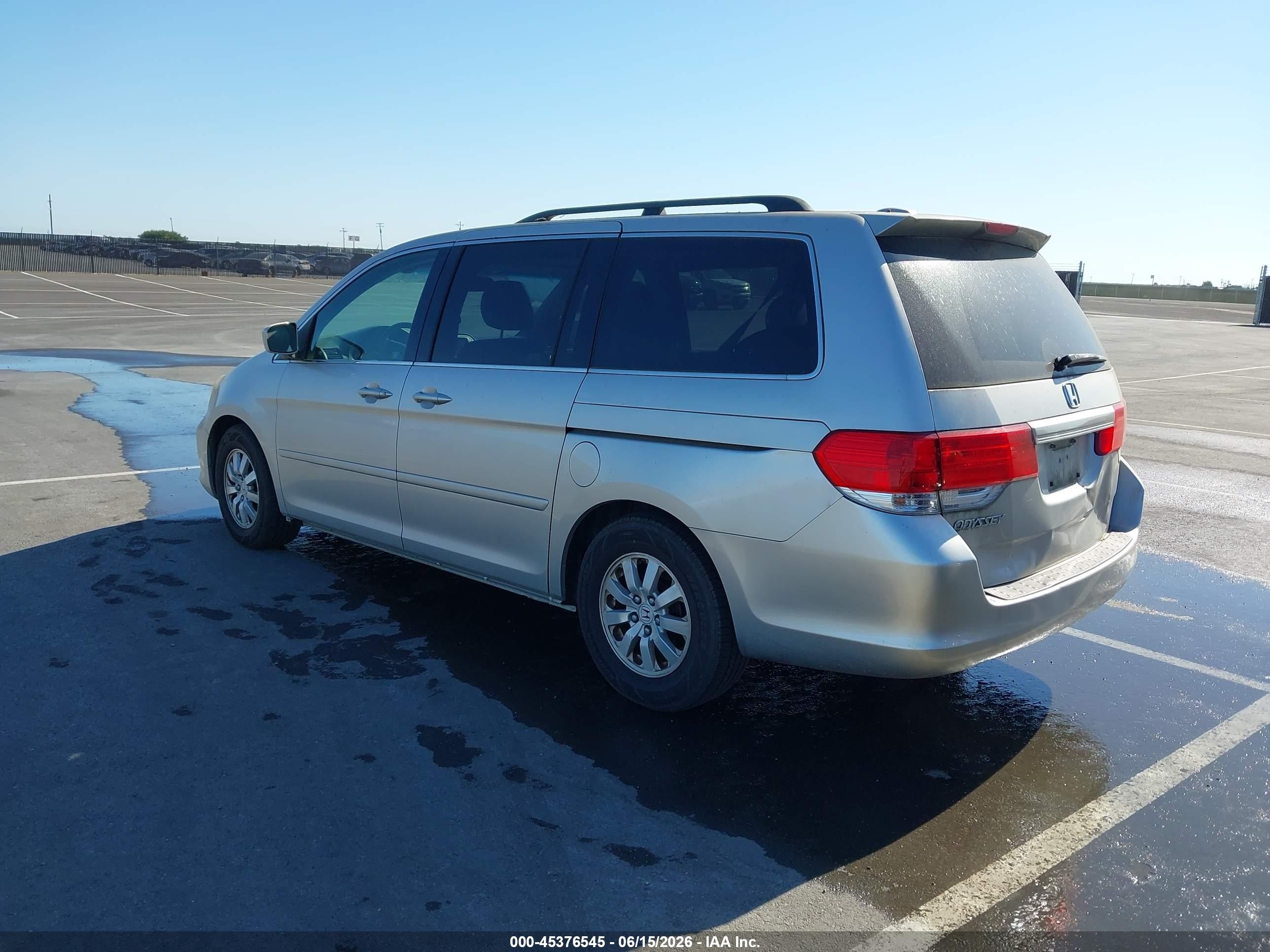 2008 Honda Odyssey Ex-l Silver vin: 5FNRL387X8B102582
