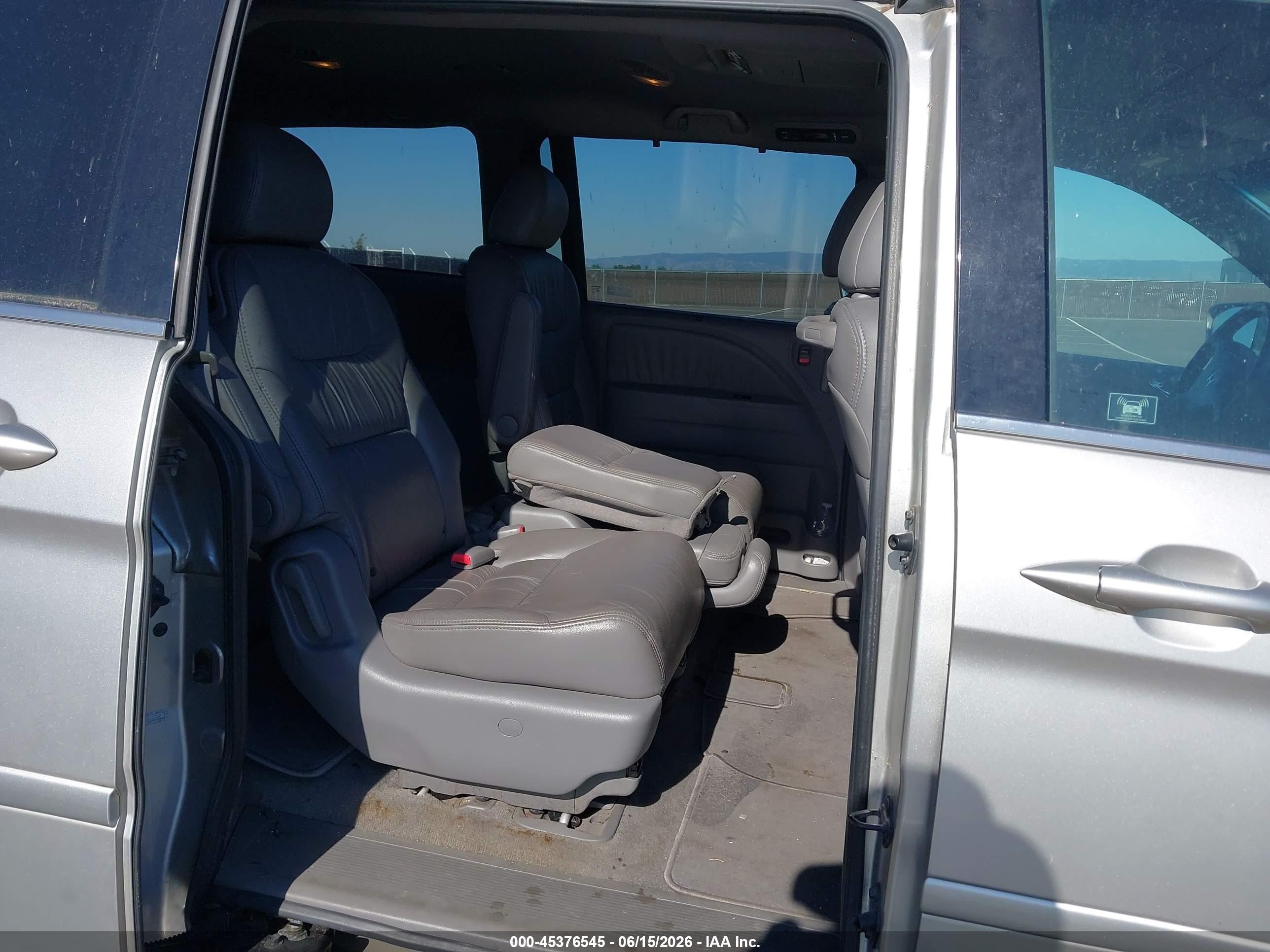 2008 Honda Odyssey Ex-l Silver vin: 5FNRL387X8B102582