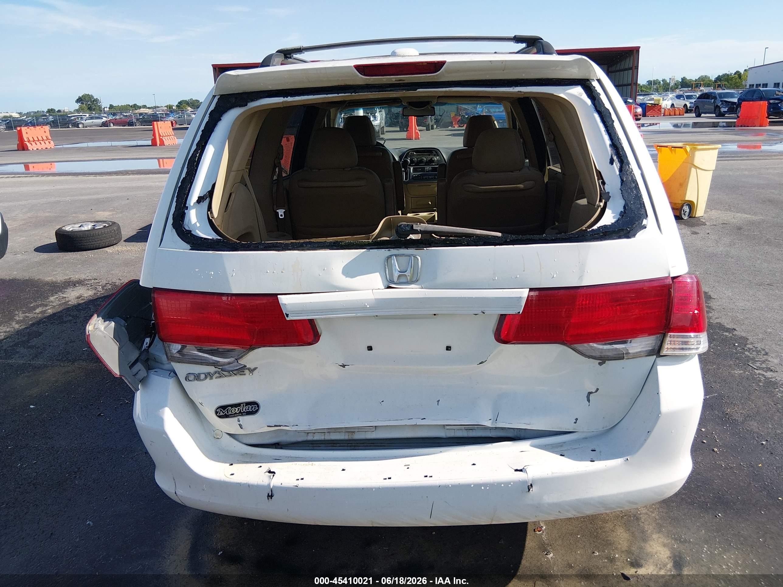 2008 Honda Odyssey Ex-l White vin: 5FNRL387X8B405278