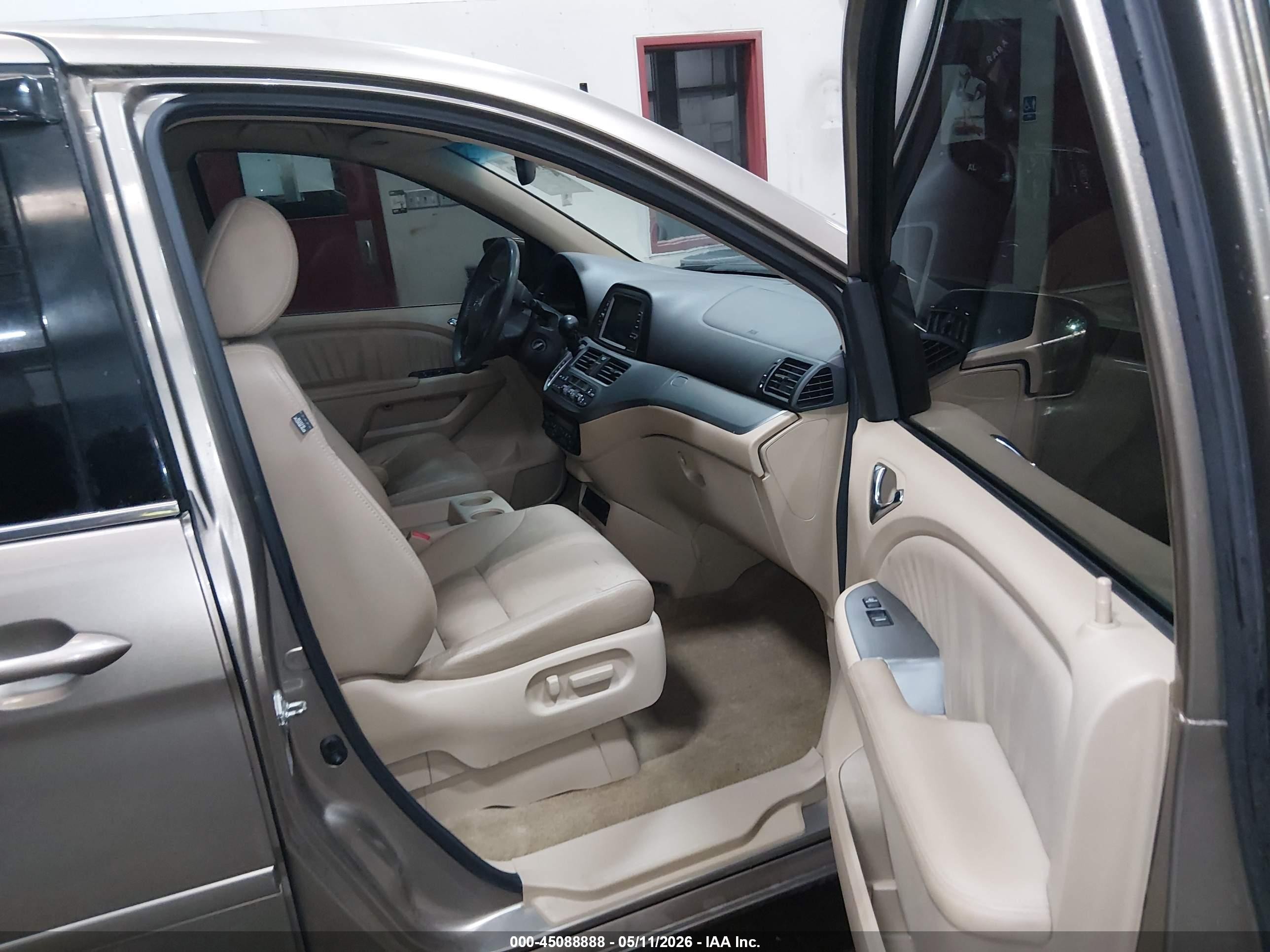 2009 Honda Odyssey Ex-l Gold vin: 5FNRL387X9B407243