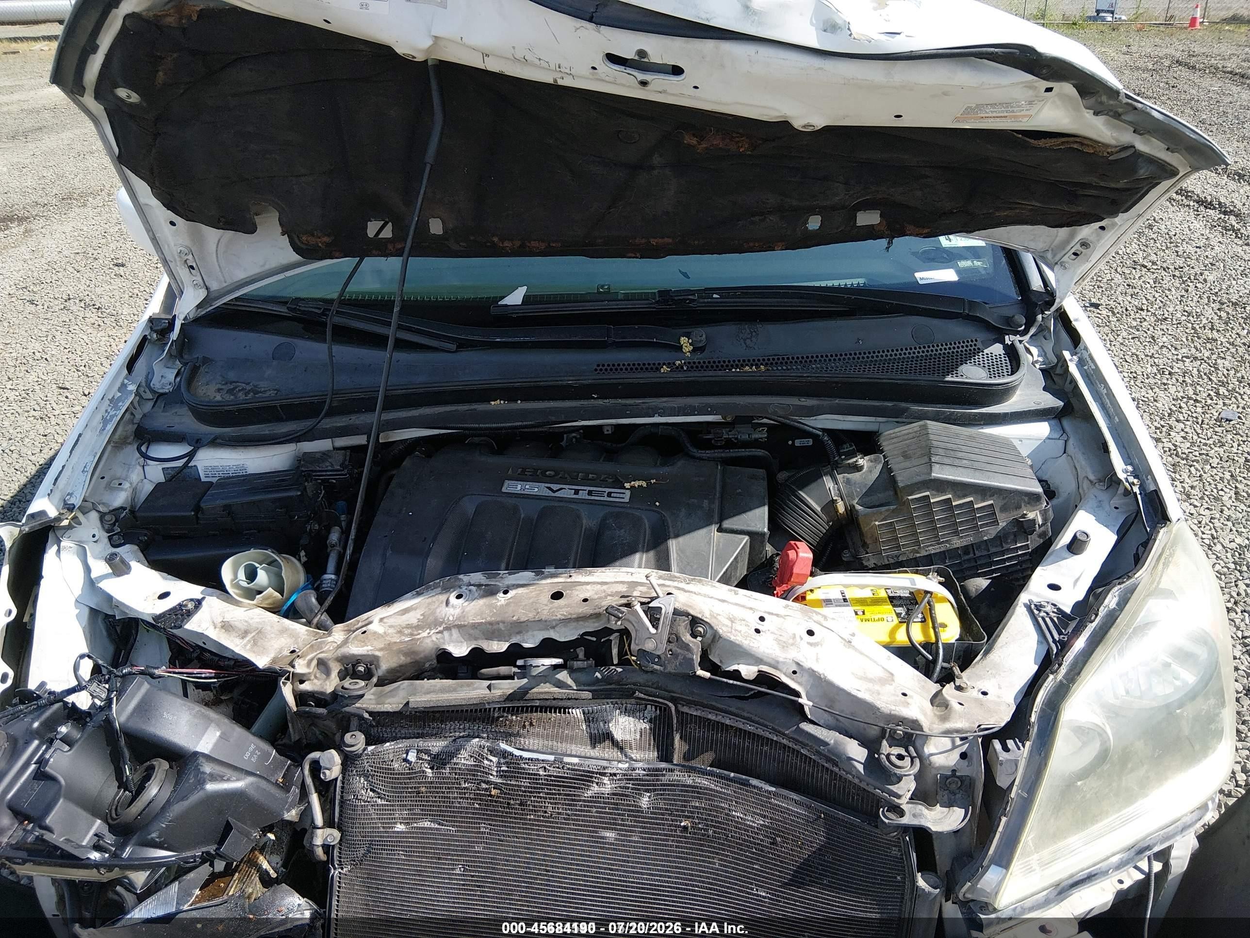 2005 Honda Odyssey Touring White vin: 5FNRL38805B129763