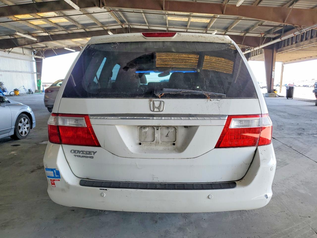 2007 Honda Odyssey Touring White vin: 5FNRL38807B101383