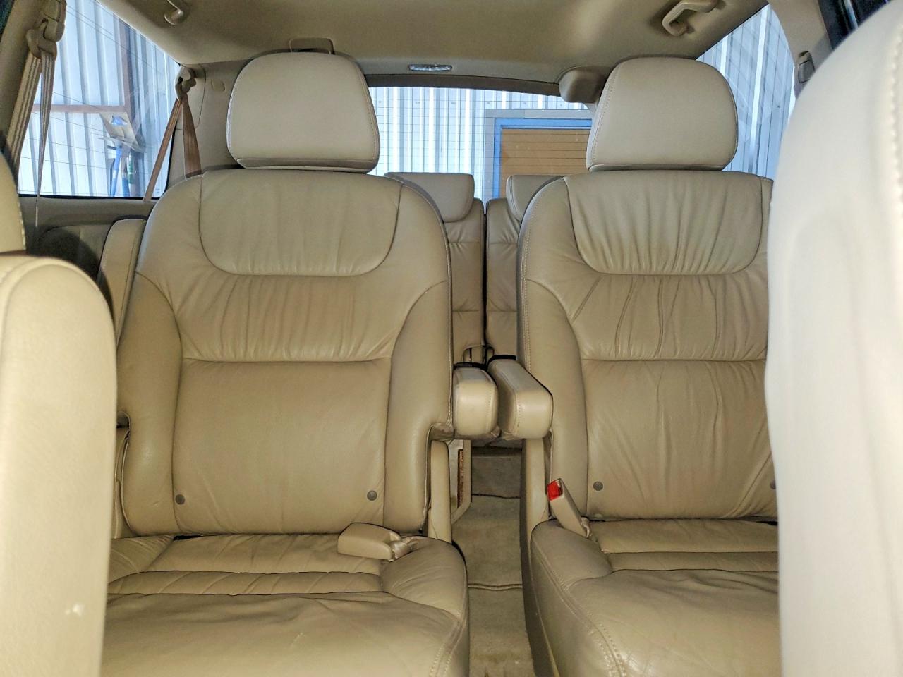 2007 Honda Odyssey Touring White vin: 5FNRL38807B101383