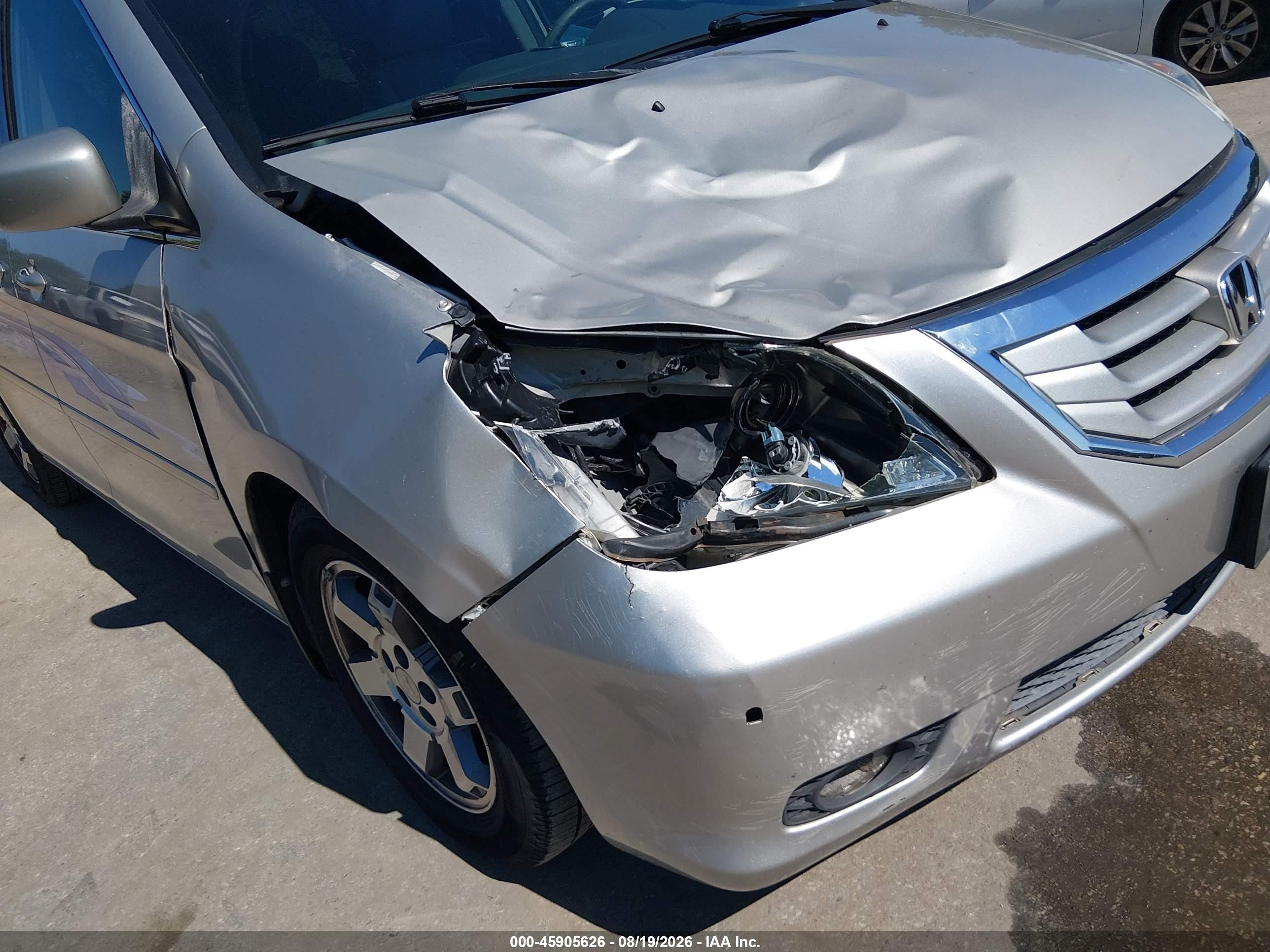 2009 Honda Odyssey Touring Silver vin: 5FNRL38809B026798