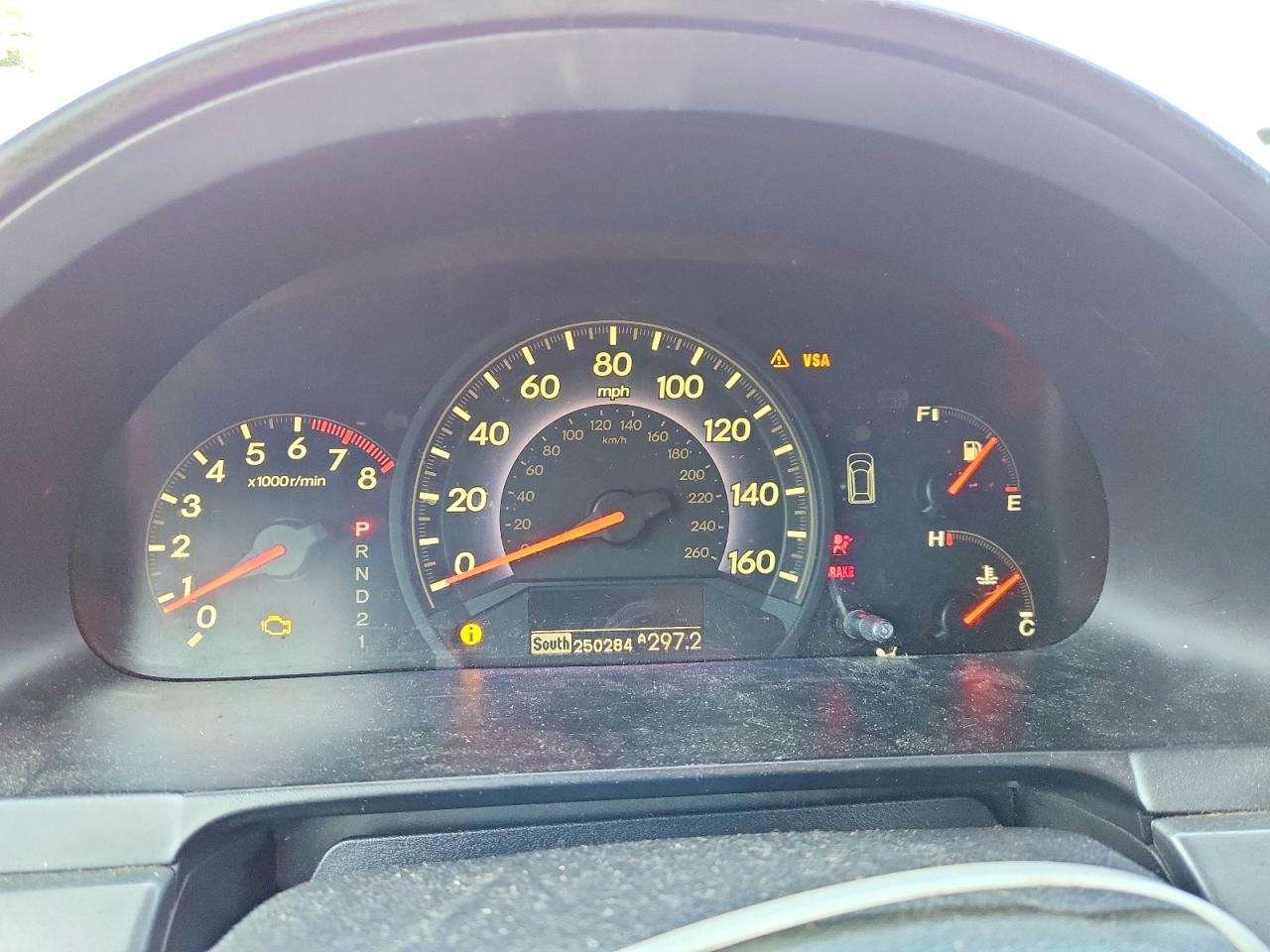 2005 Honda Odyssey Touring Silver vin: 5FNRL38815B077673