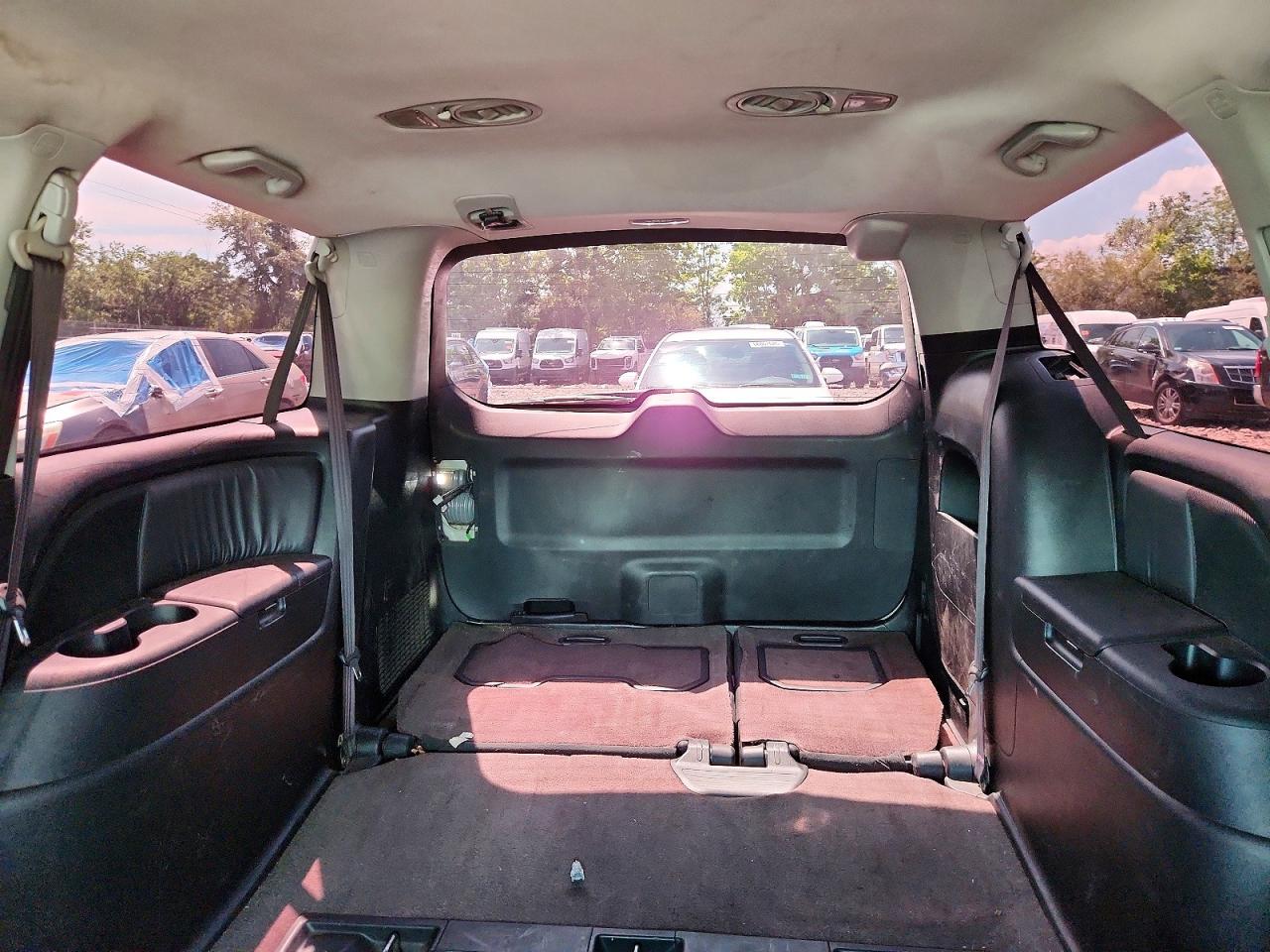 2005 Honda Odyssey Touring Silver vin: 5FNRL38815B077673