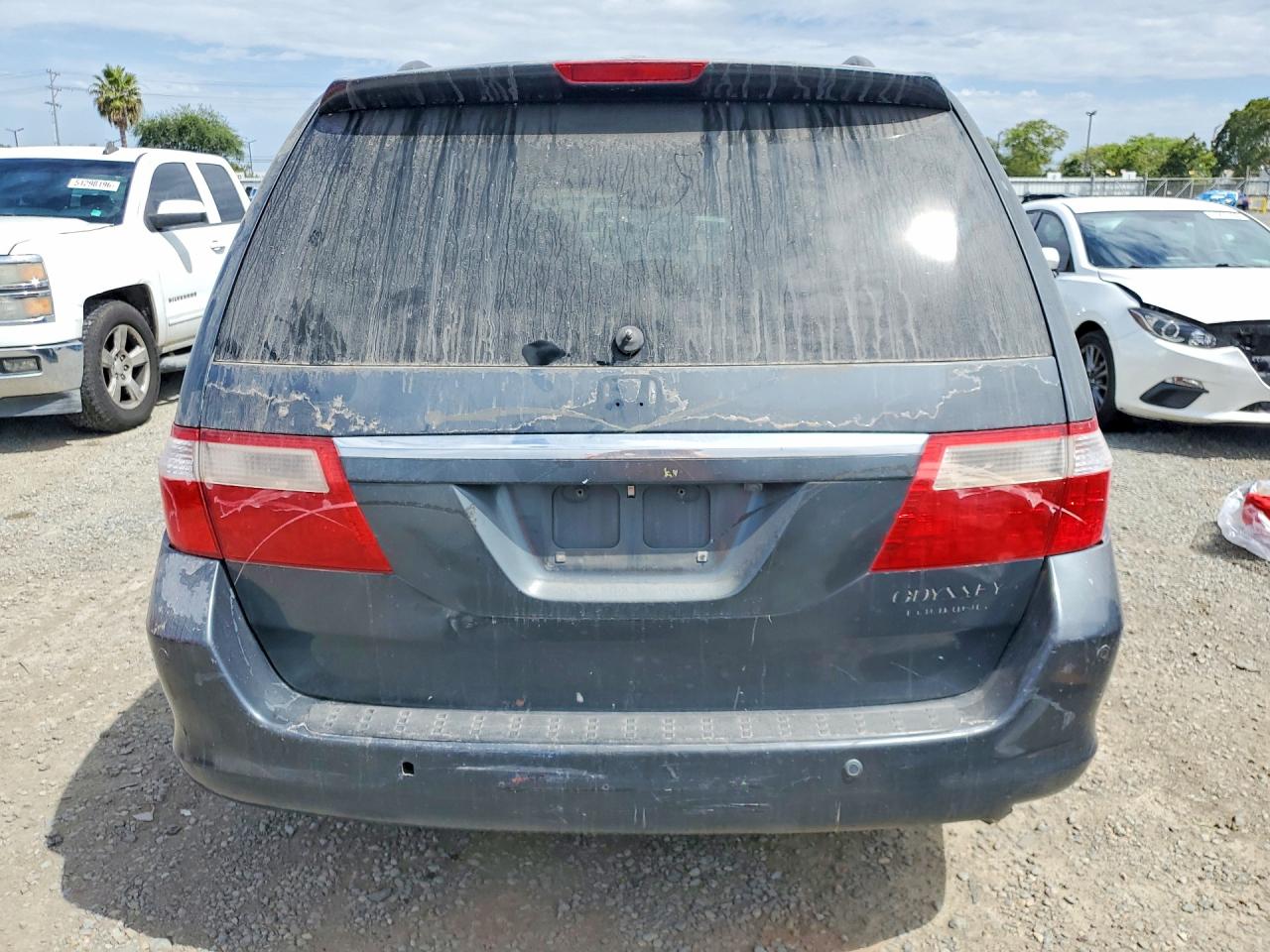 2005 Honda Odyssey Touring Gray vin: 5FNRL38815B085028