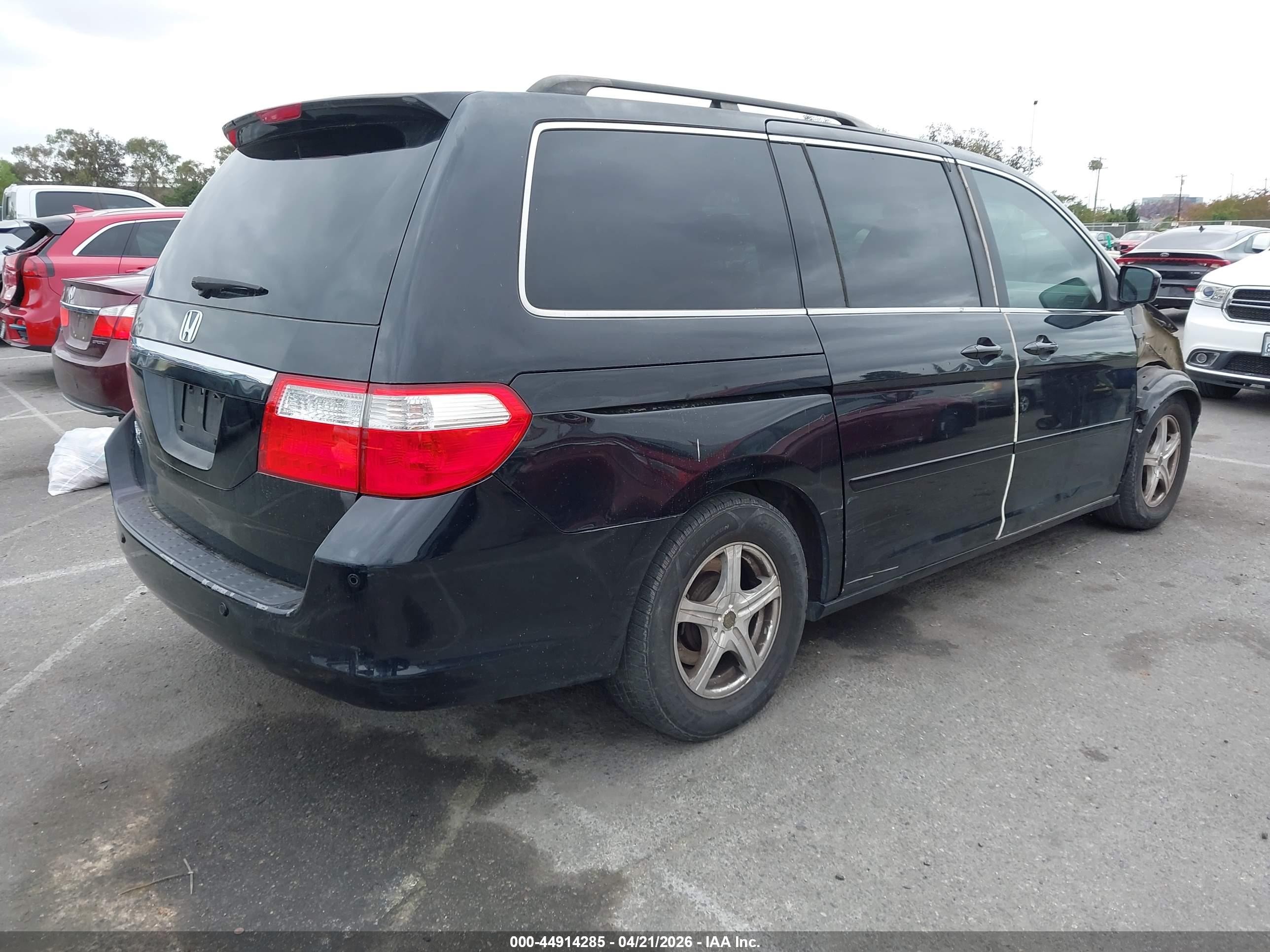2007 Honda Odyssey Touring Black vin: 5FNRL38817B017105