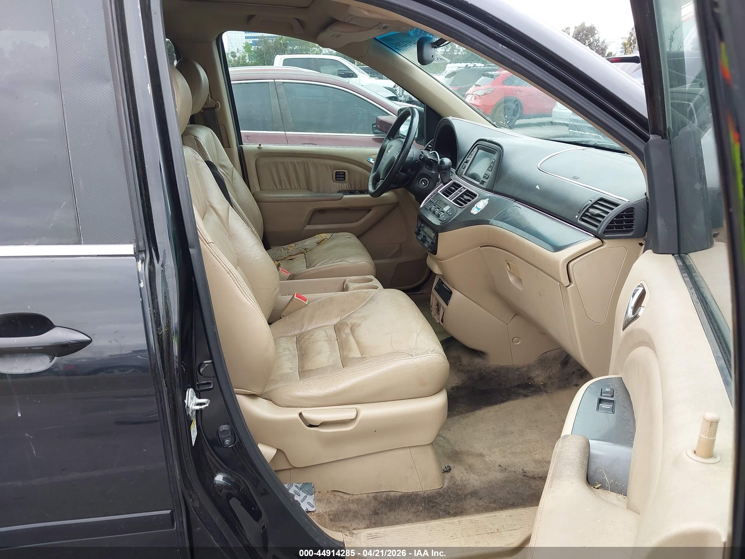 2007 Honda Odyssey Touring Black vin: 5FNRL38817B017105