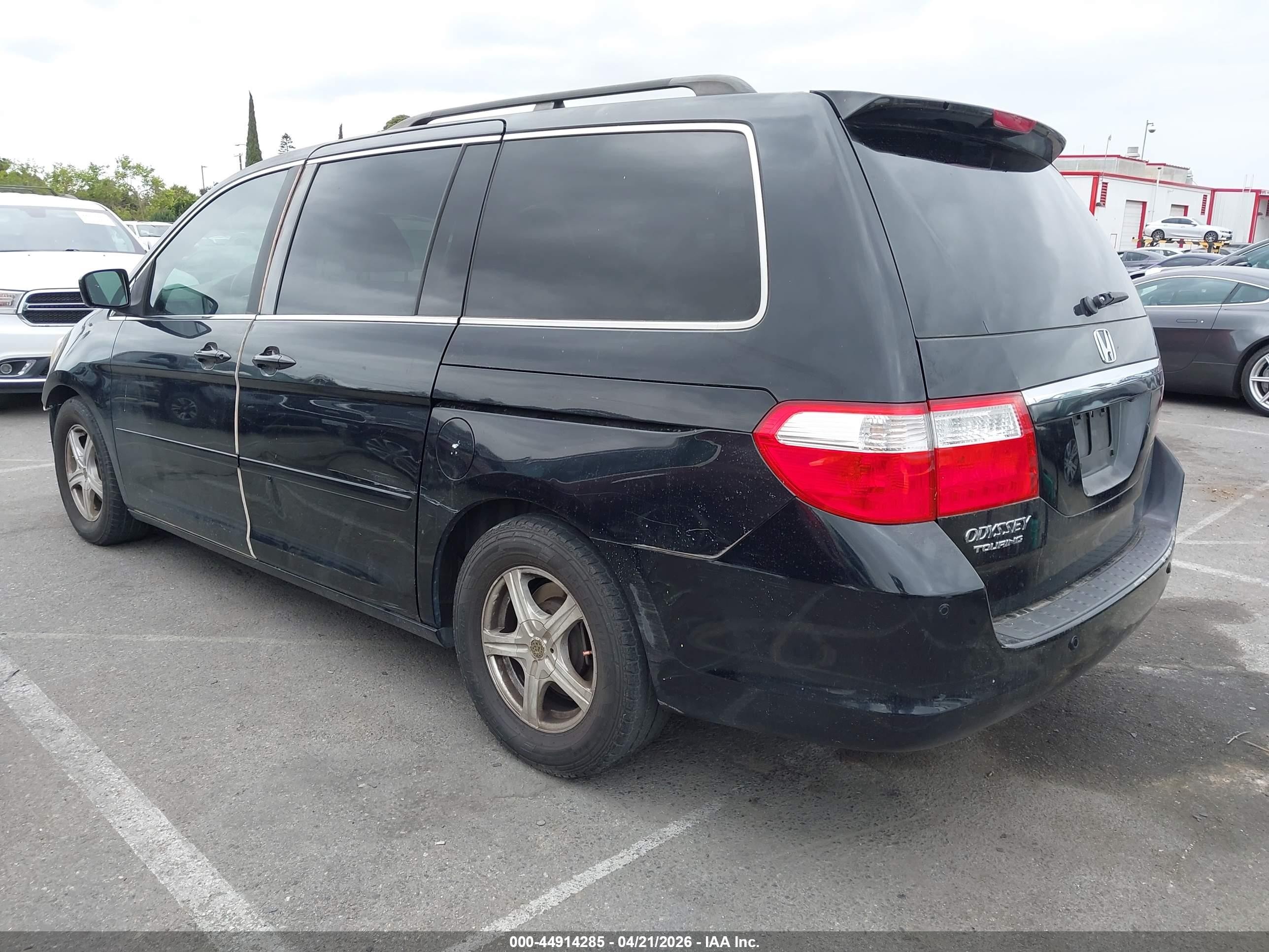 2007 Honda Odyssey Touring Black vin: 5FNRL38817B017105