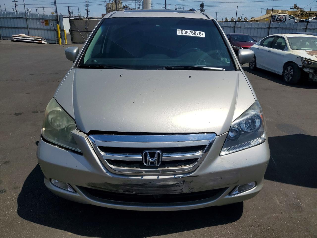 2007 Honda Odyssey Touring Silver vin: 5FNRL38817B027505