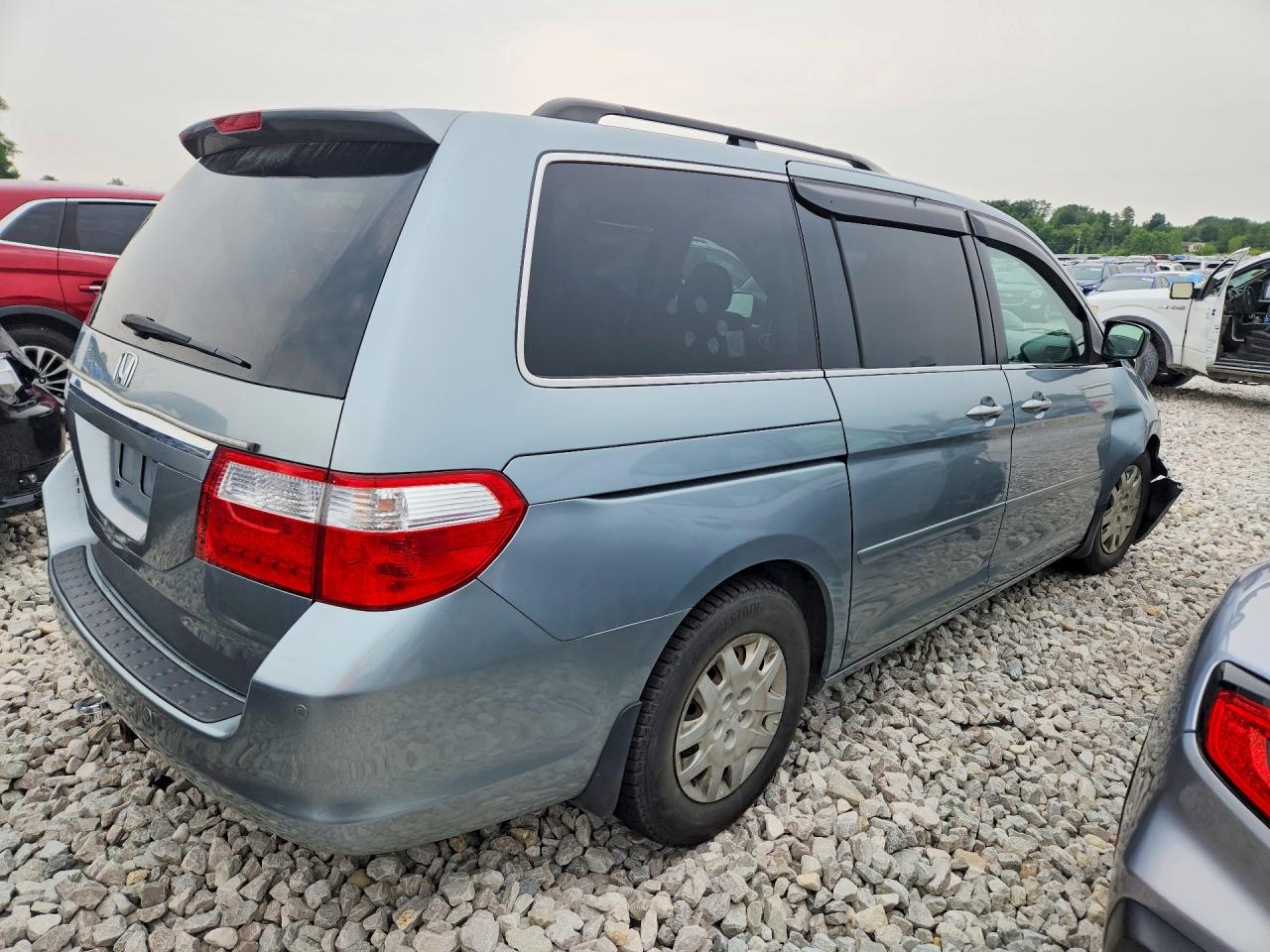 2007 Honda Odyssey Touring Silver vin: 5FNRL38827B004394