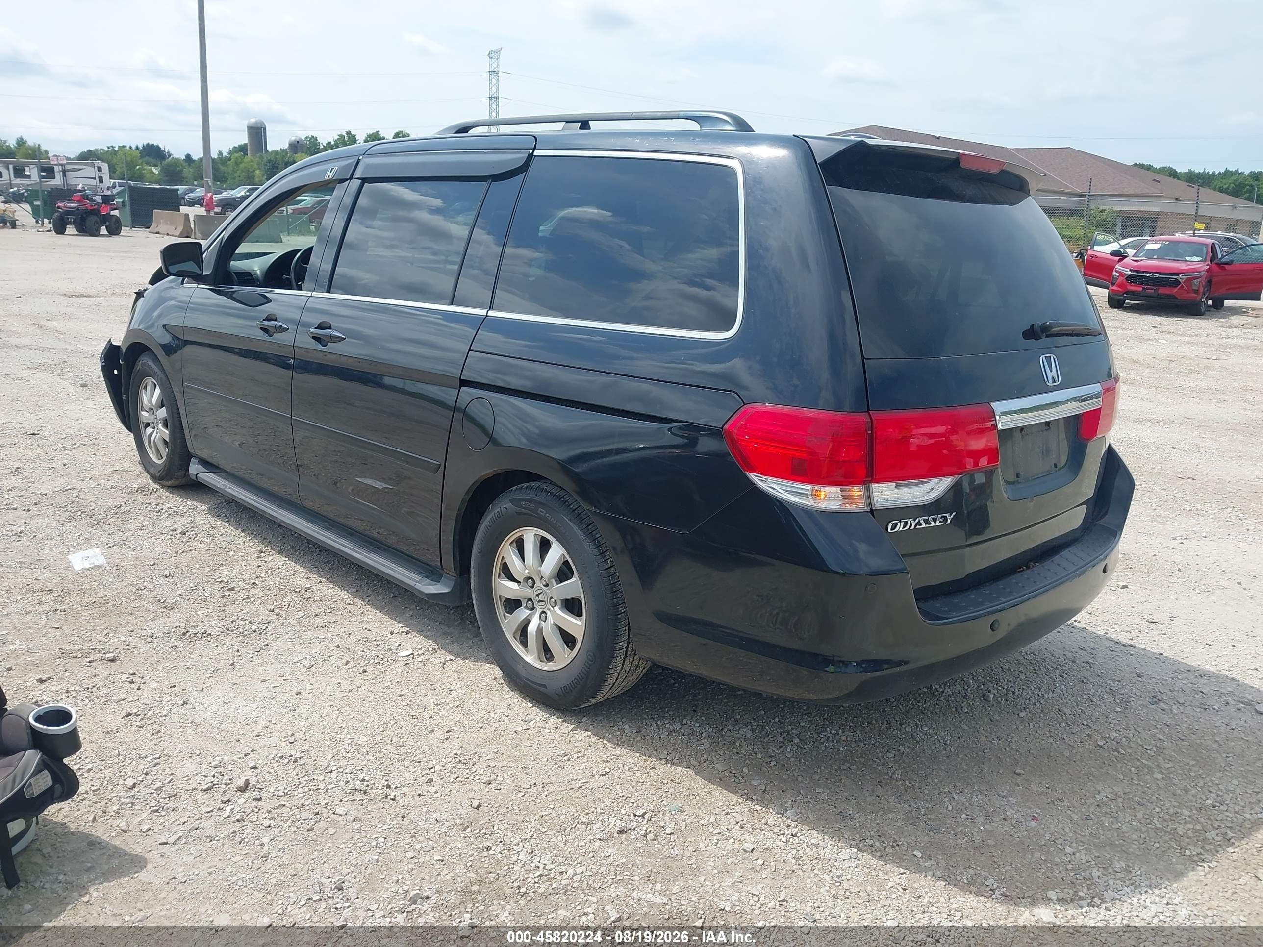 2008 Honda Odyssey Touring Черный vin: 5FNRL38828B055380