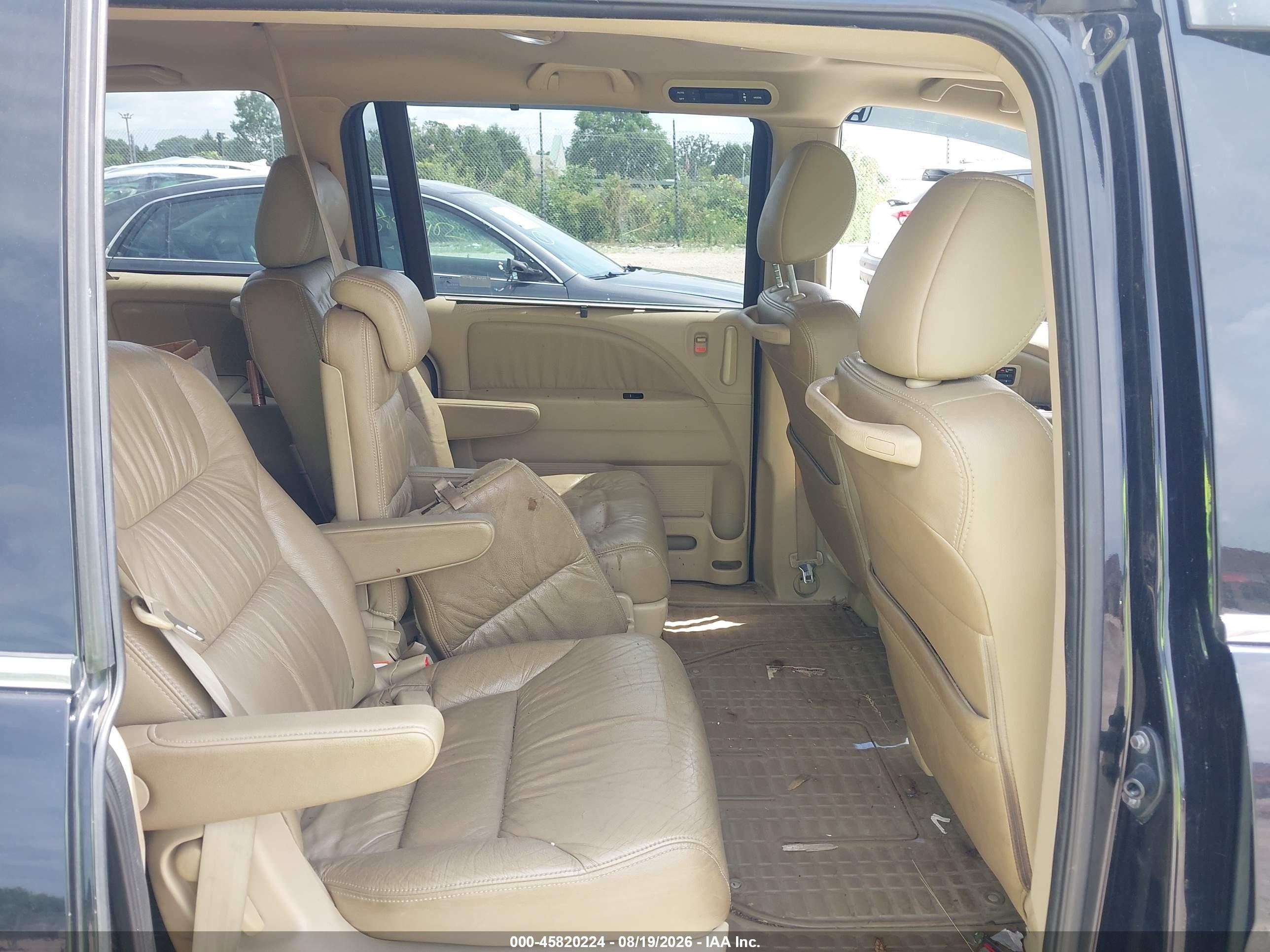 2008 Honda Odyssey Touring Черный vin: 5FNRL38828B055380
