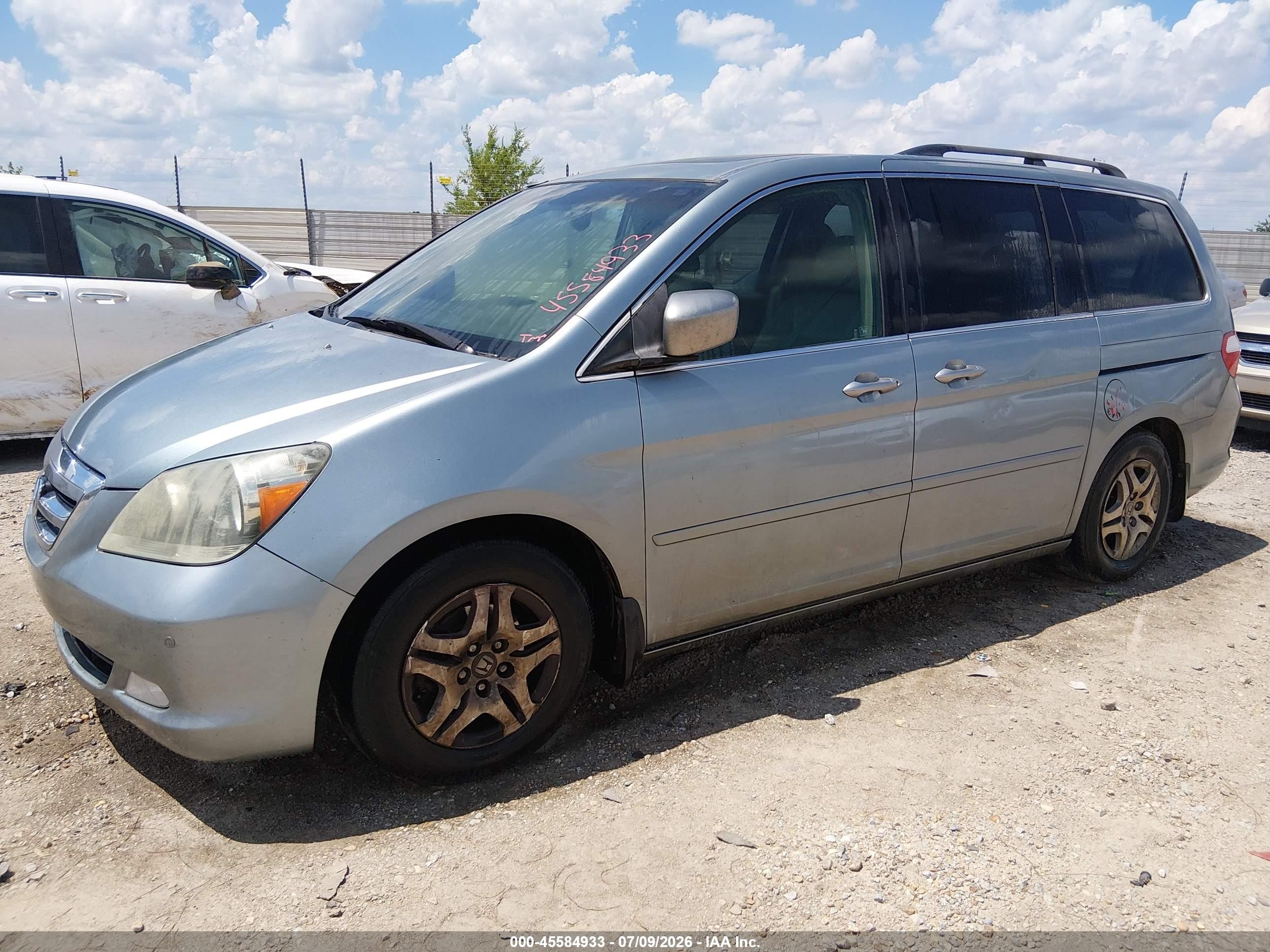2005 Honda Odyssey Touring Light Blue vin: 5FNRL38835B119387