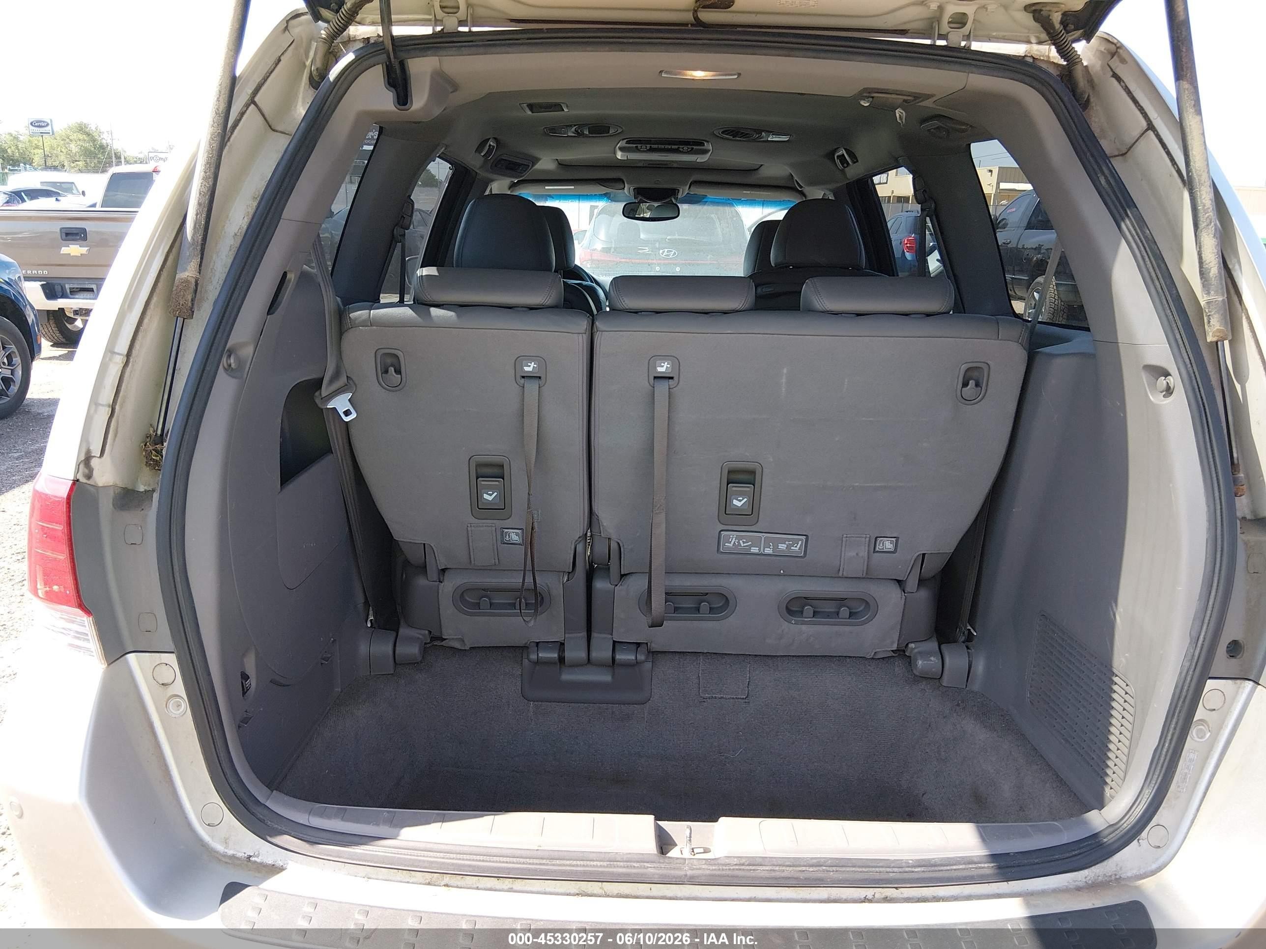 2008 Honda Odyssey Touring Серый vin: 5FNRL38838B035655