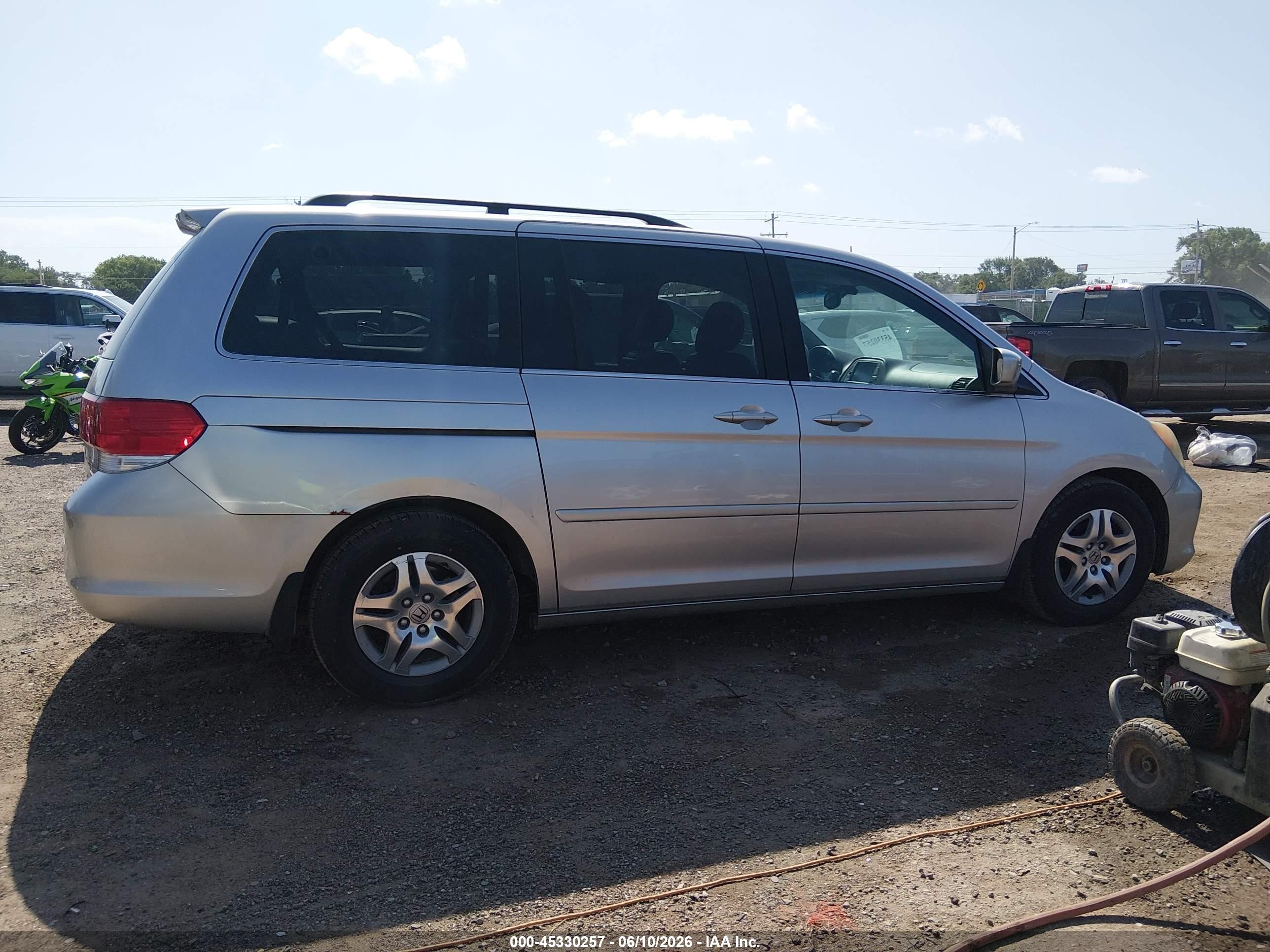 2008 Honda Odyssey Touring Серый vin: 5FNRL38838B035655