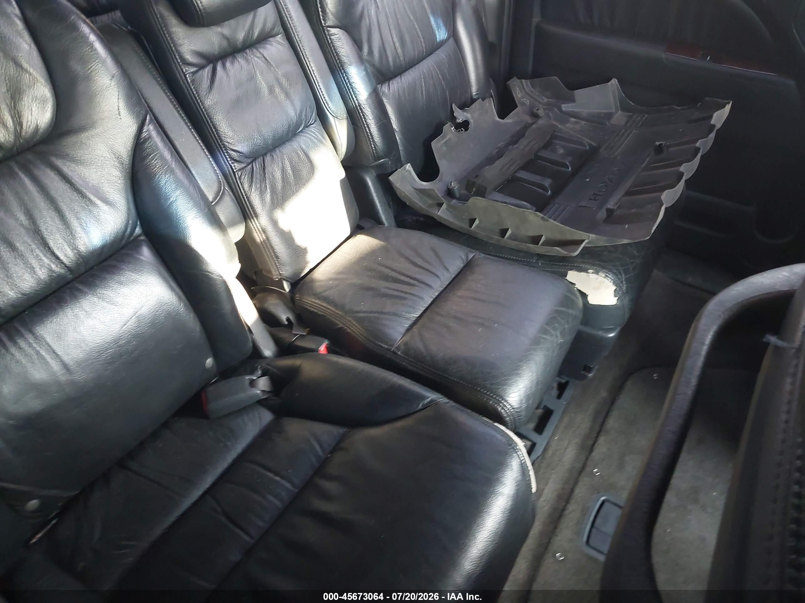2008 Honda Odyssey Touring Black vin: 5FNRL38838B112198