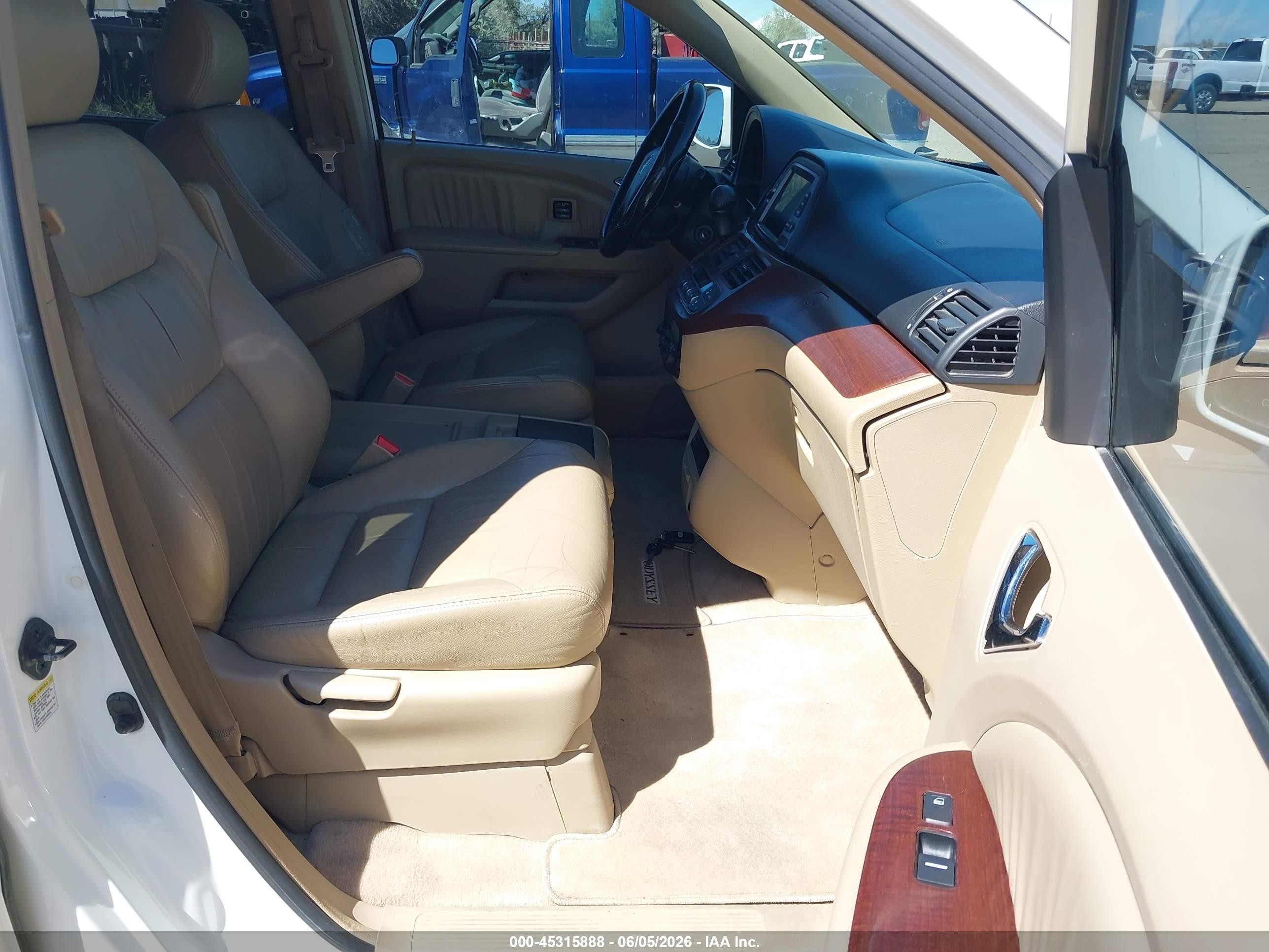 2006 Honda Odyssey Touring Белый vin: 5FNRL38846B062733