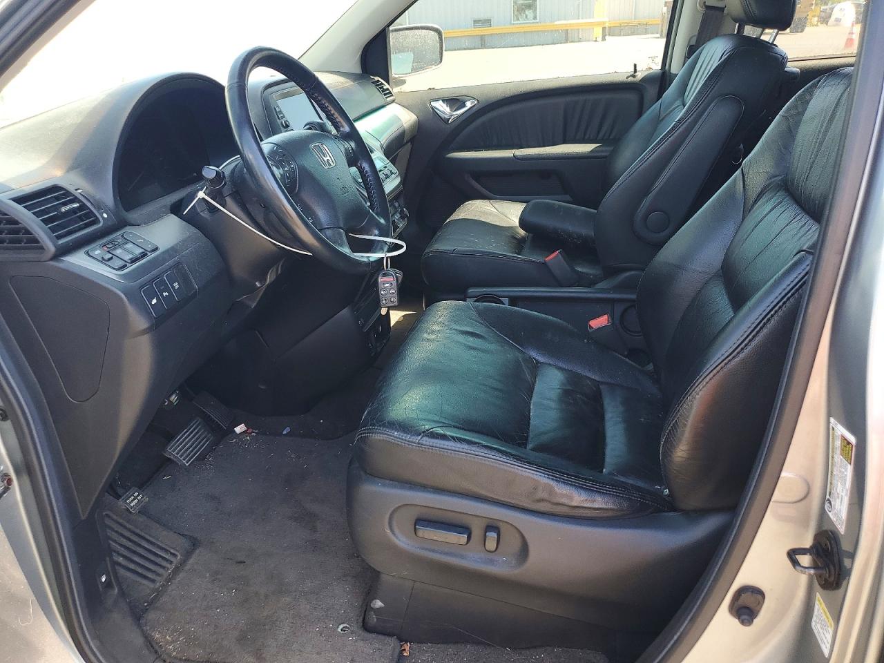 2006 Honda Odyssey Touring Серебряный vin: 5FNRL38846B104026