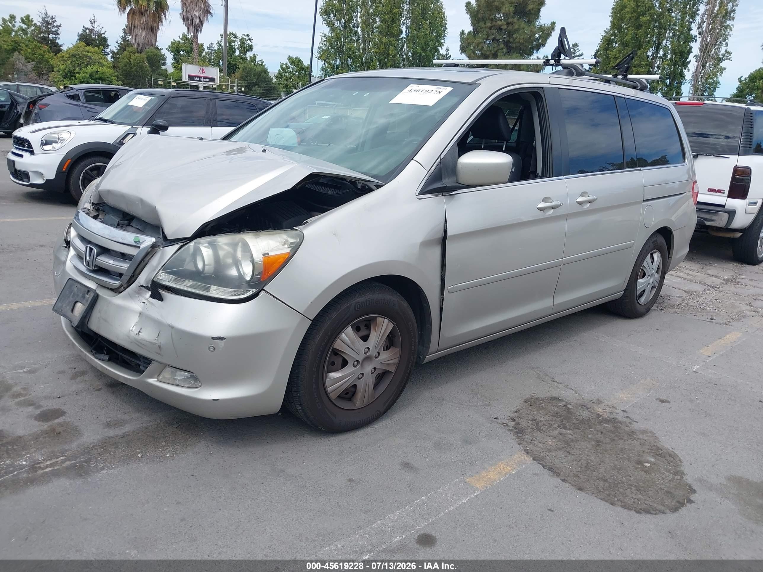 2007 Honda Odyssey Touring Желто-коричневый vin: 5FNRL38847B007796